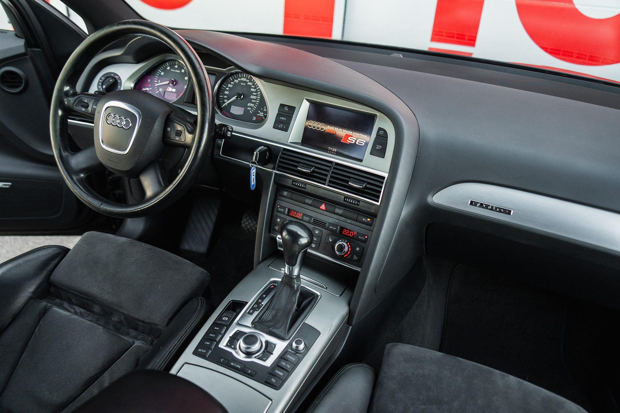 AUDI S6 V10. LOHA VISUALS — AUTOMOTIVE PHOTOGRAPHY