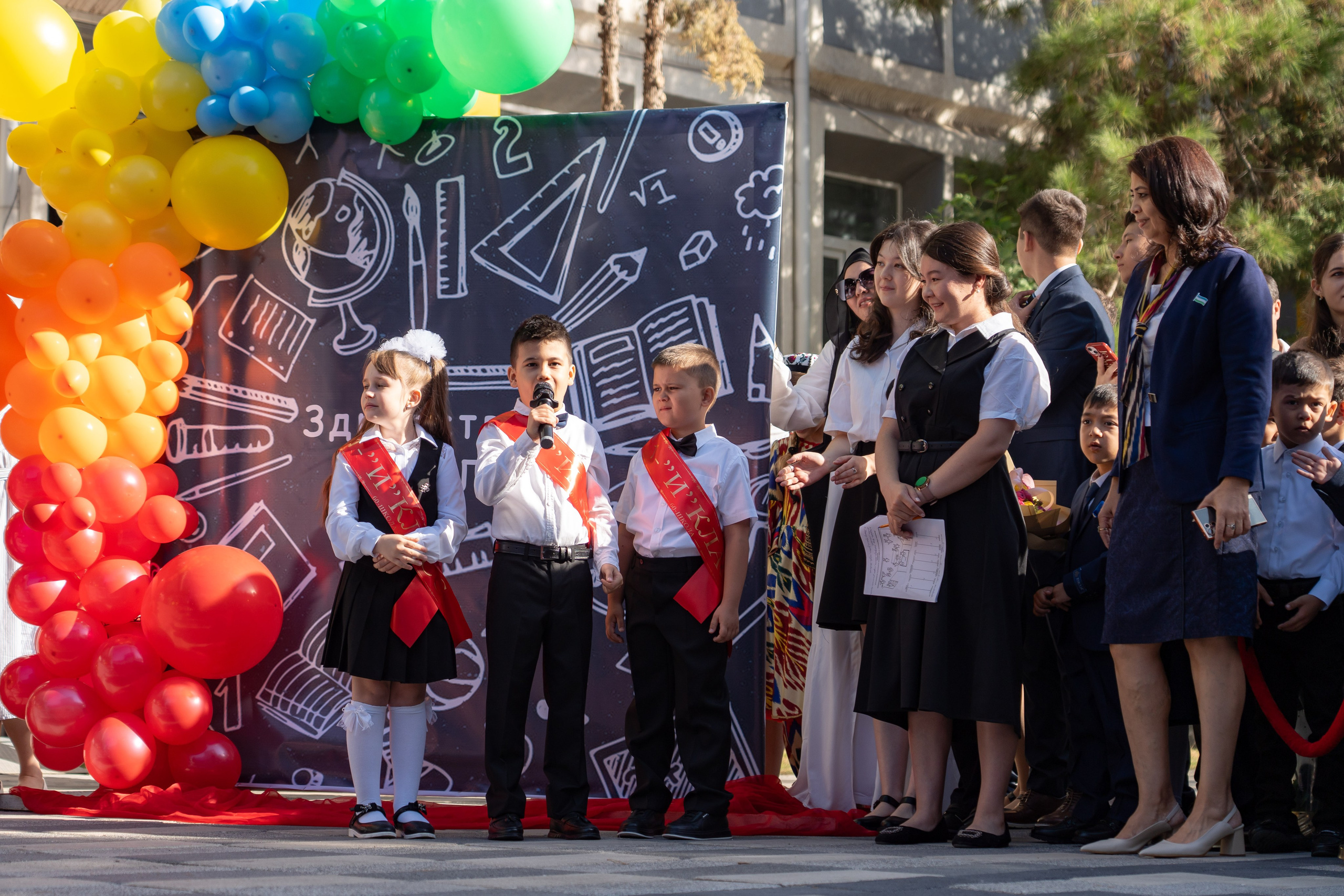В школах Узбекистана прозвенел Первый звонок. Георгий Намазов | Фотограф в Ташкенте