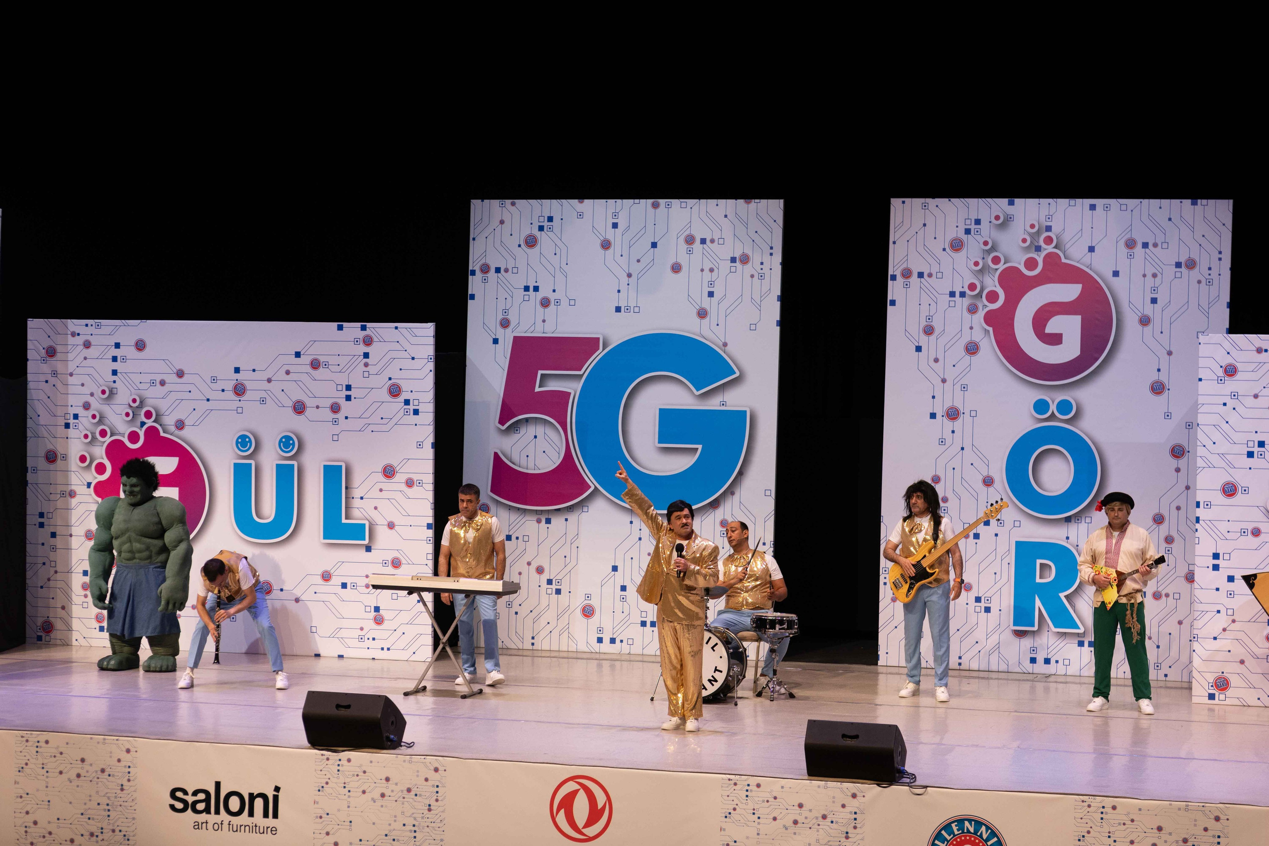 PLANET PARNI IZ BAKU. Wedding&Event photographer Ismail Rzayev in Baku