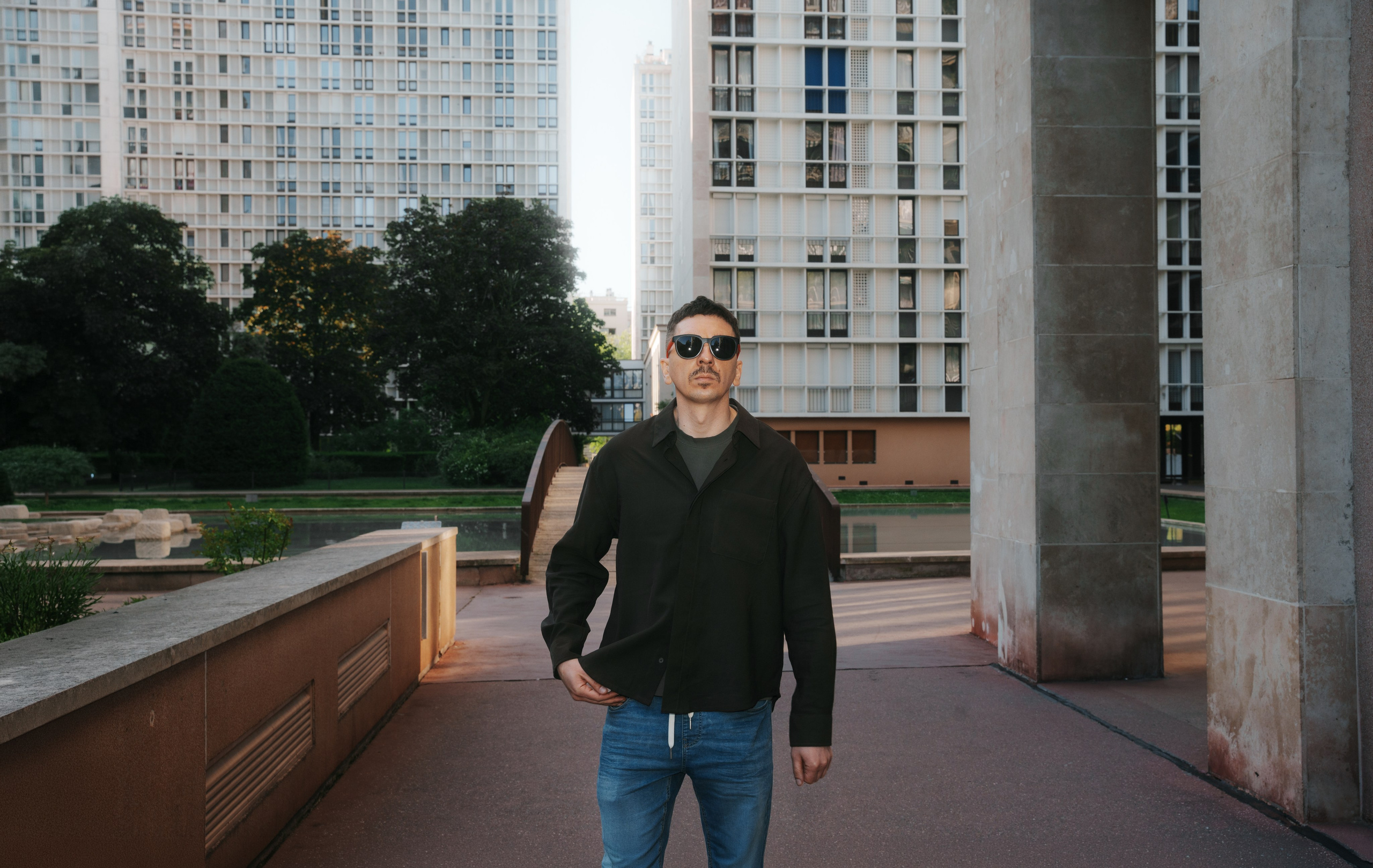 Sergey in Paris. Фотограф в Париже Полина Осипова