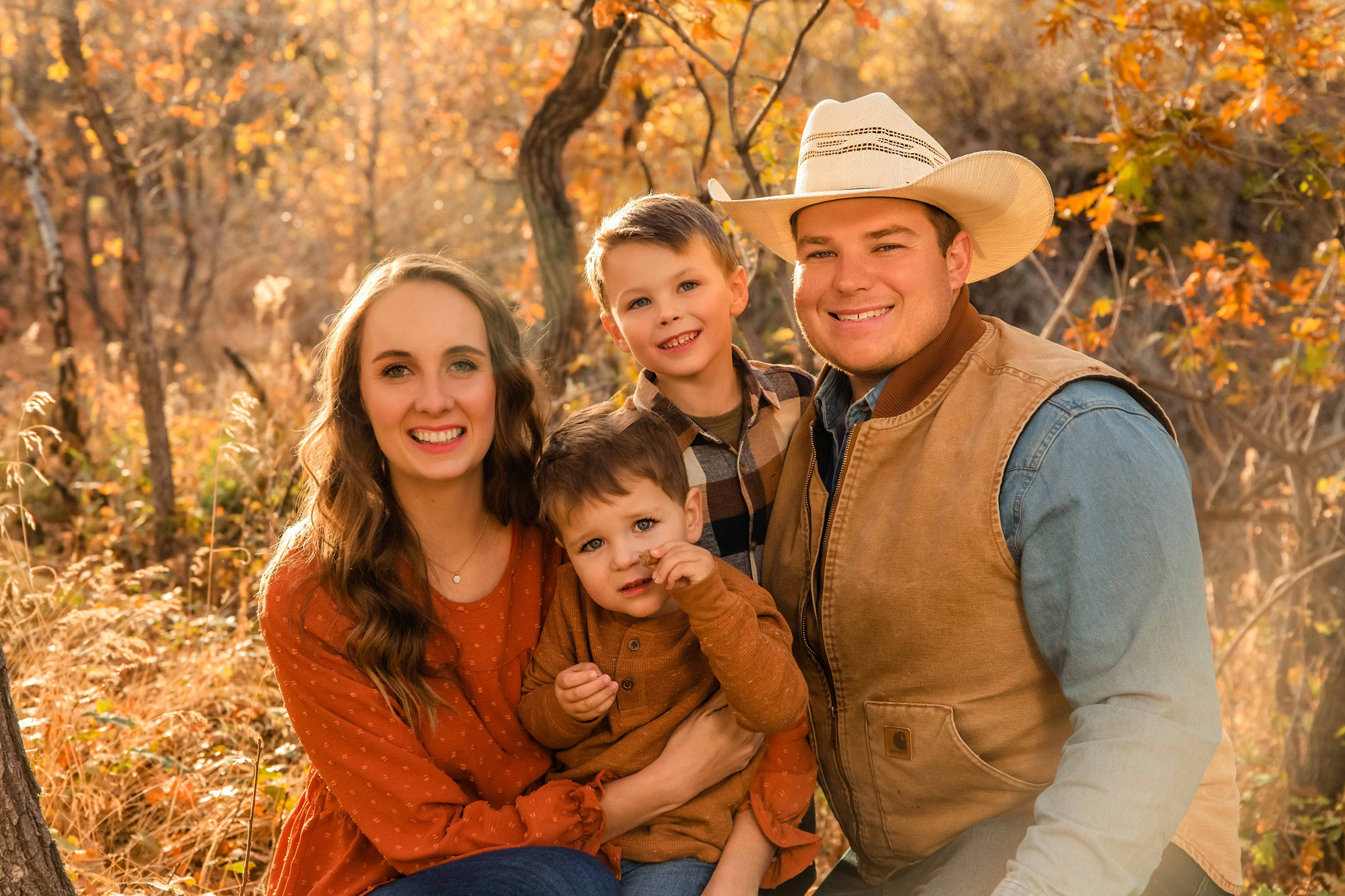 Jennifer. Wedding photographer Utah. Weddings, Families, Portraits