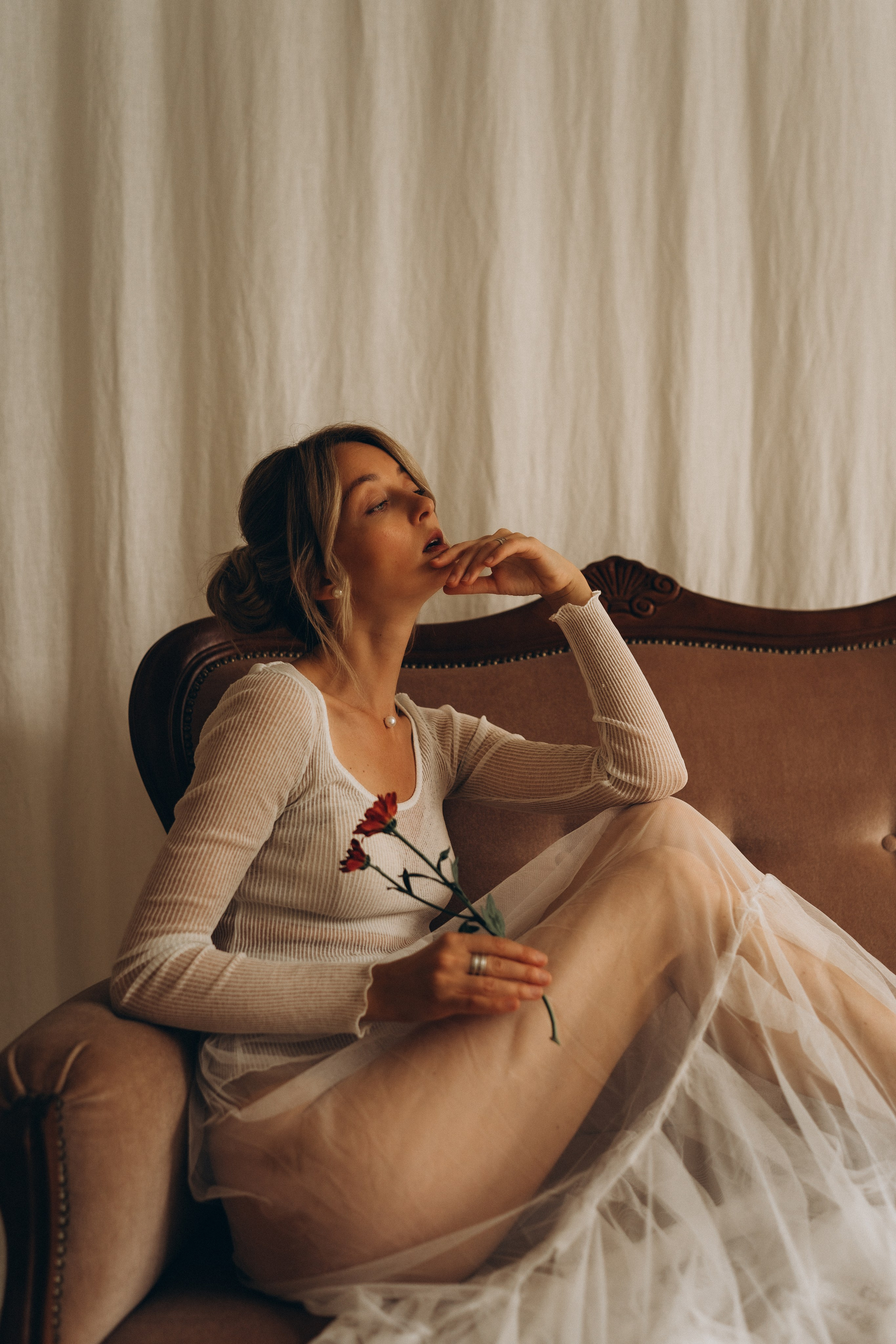 Olga. Wedding and potrait photographer in Helsinki Vickan O