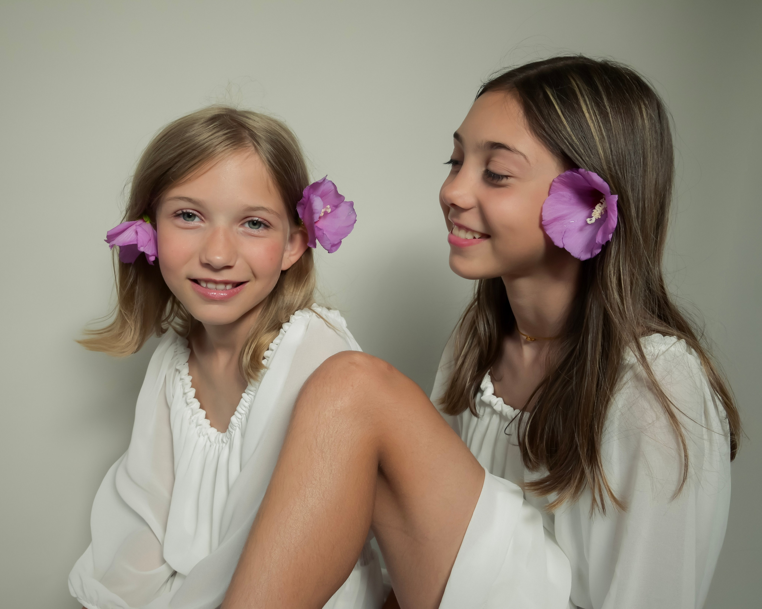 ELISA E SOFIA - SESSIONE FOTOGRAFICA ESTIVA LE SORELLE CON LA MAMMA