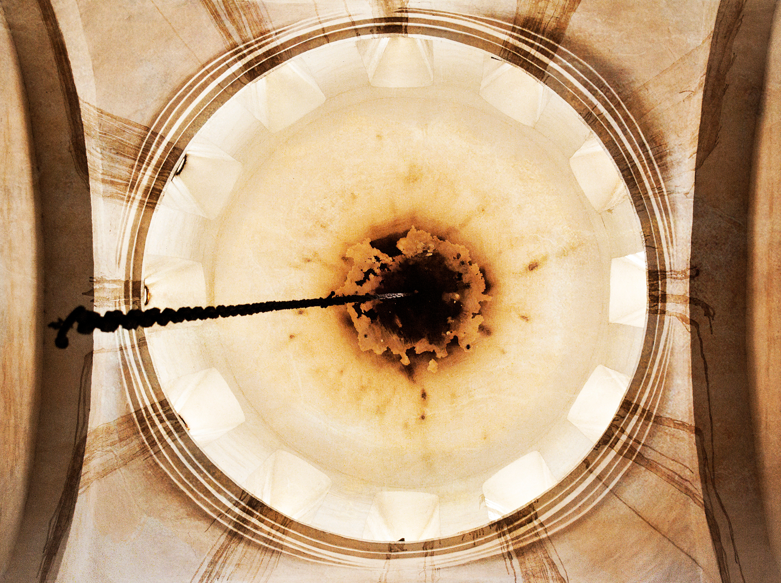 Circles in the sky. Photographer in Baku Kamran Enceladus