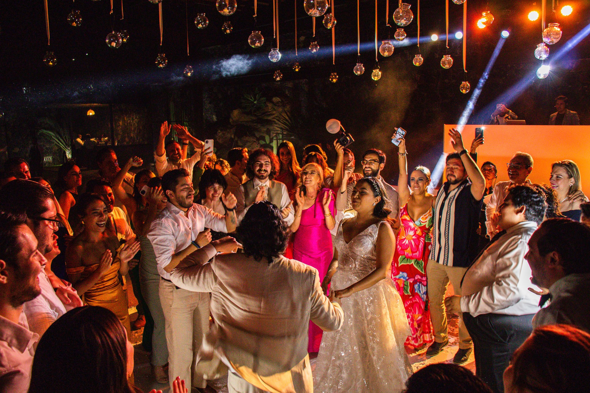 Dany & Rui / Tepoztlan. Wedding and family photographer in Mexico City