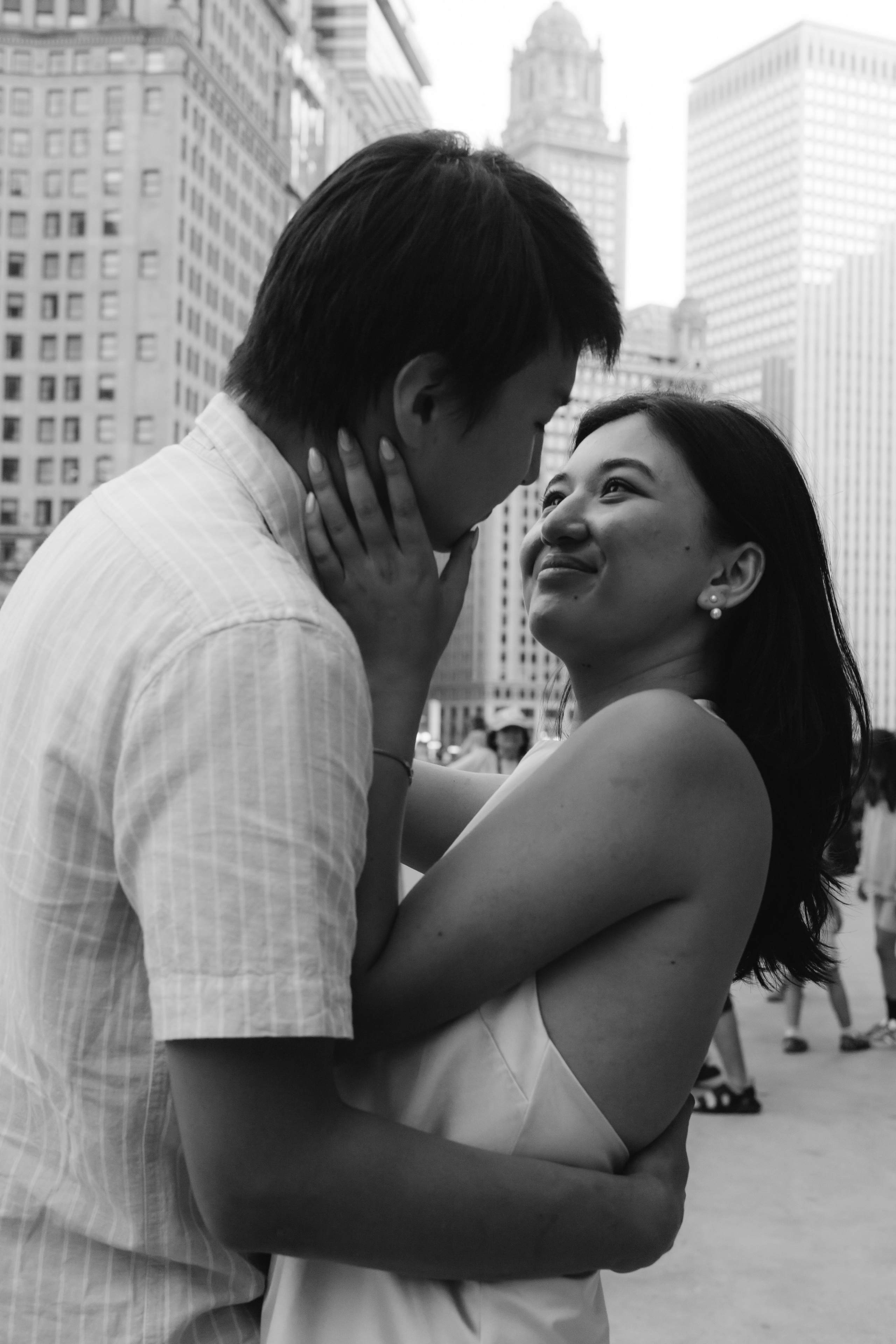 Downtown Chicago Couples Session — Chicago Photographer — Margarita Chudinova