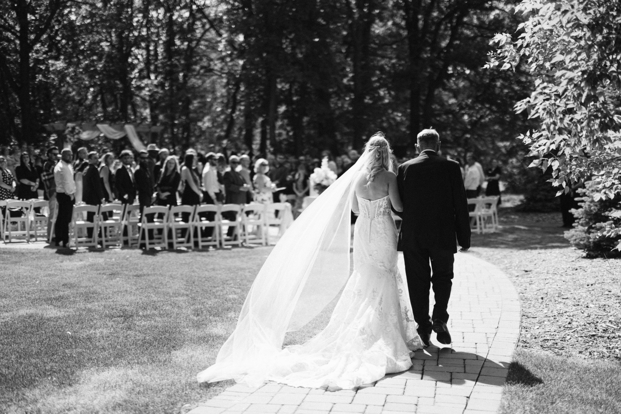 Viktoriya & Brody. Wedding Photographer in Winnipeg — Cinematic & Timeless by Vitiuk Photography