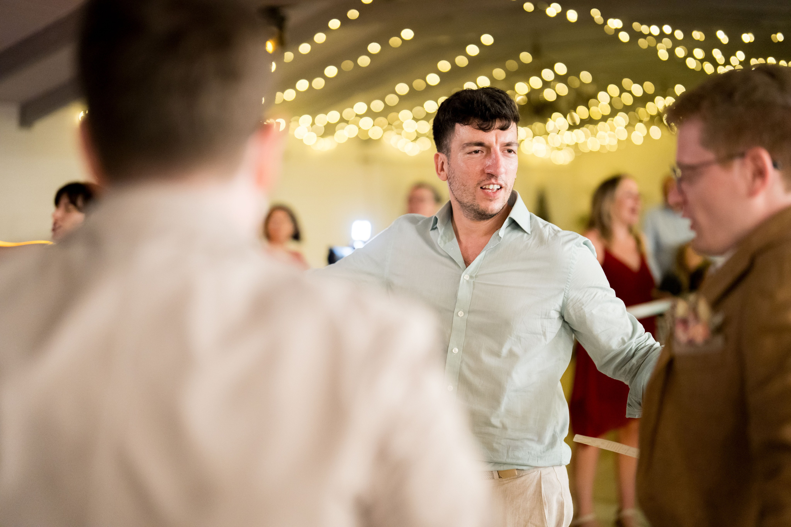 PARTY. Gabriel Florea — Fotograf nuntă București