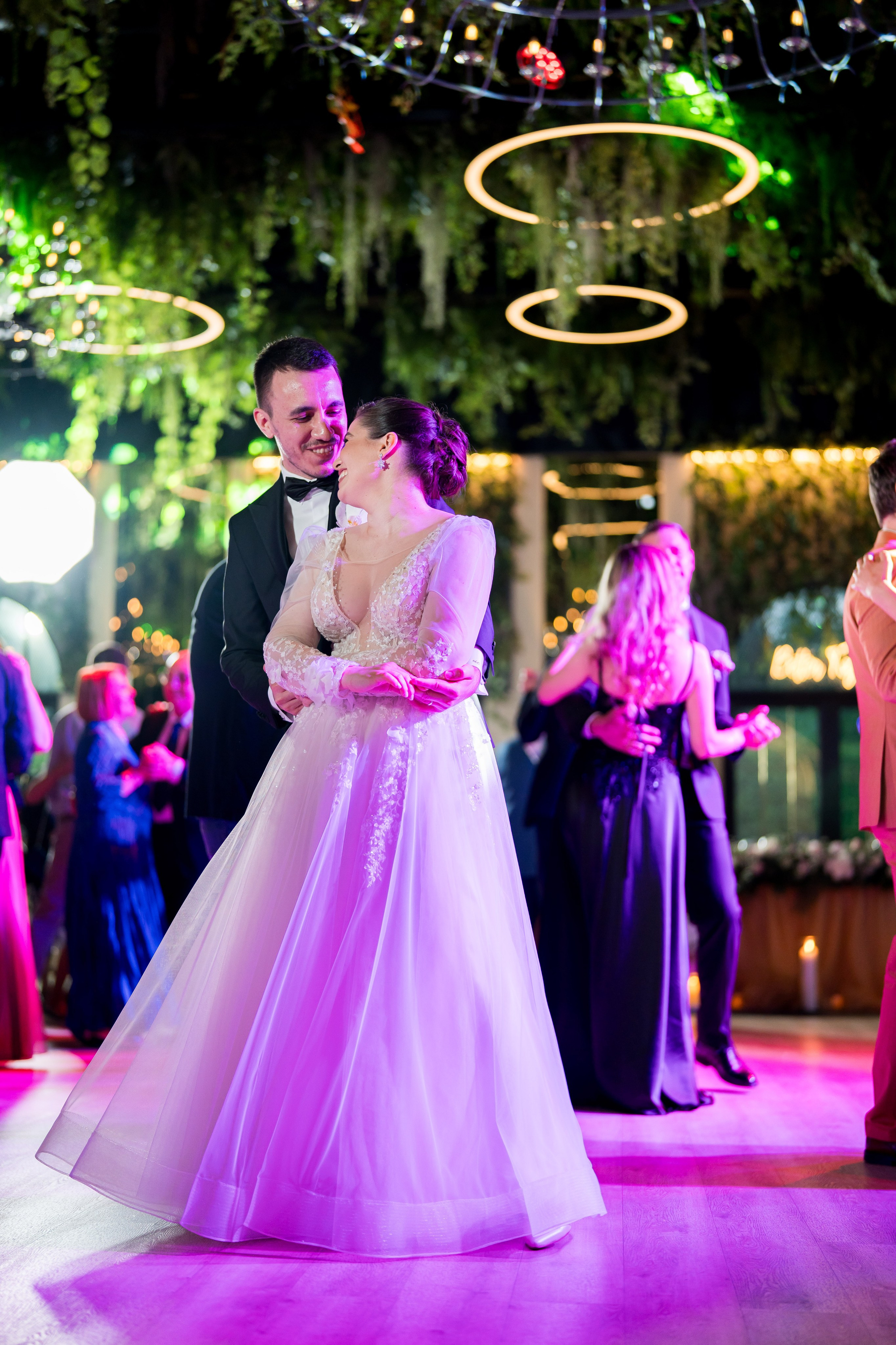 PARTY. Gabriel Florea — Fotograf nuntă București