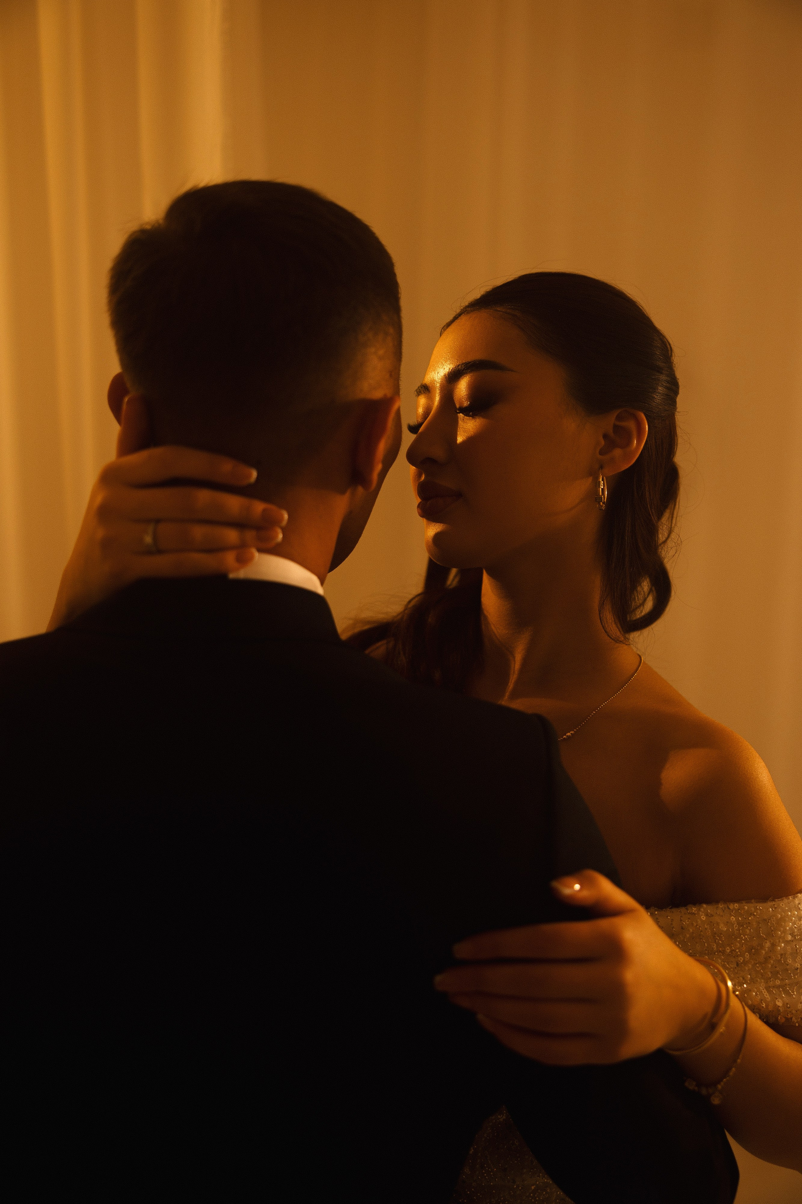 Manas & Zhanara. Азимжан Нуритдинходжаев — свадебный фотограф