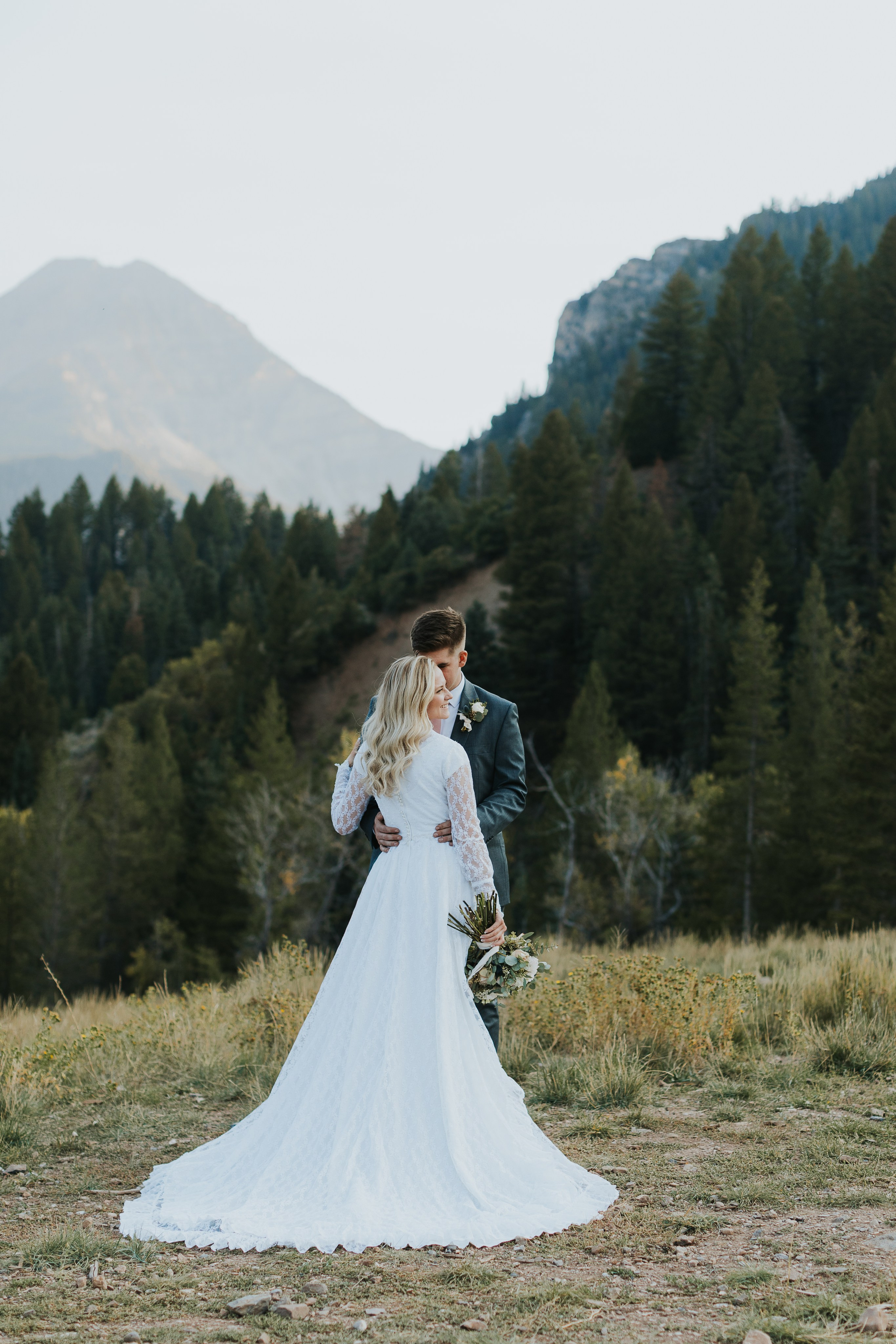 Rachel + Thad. Utah Family Photographer