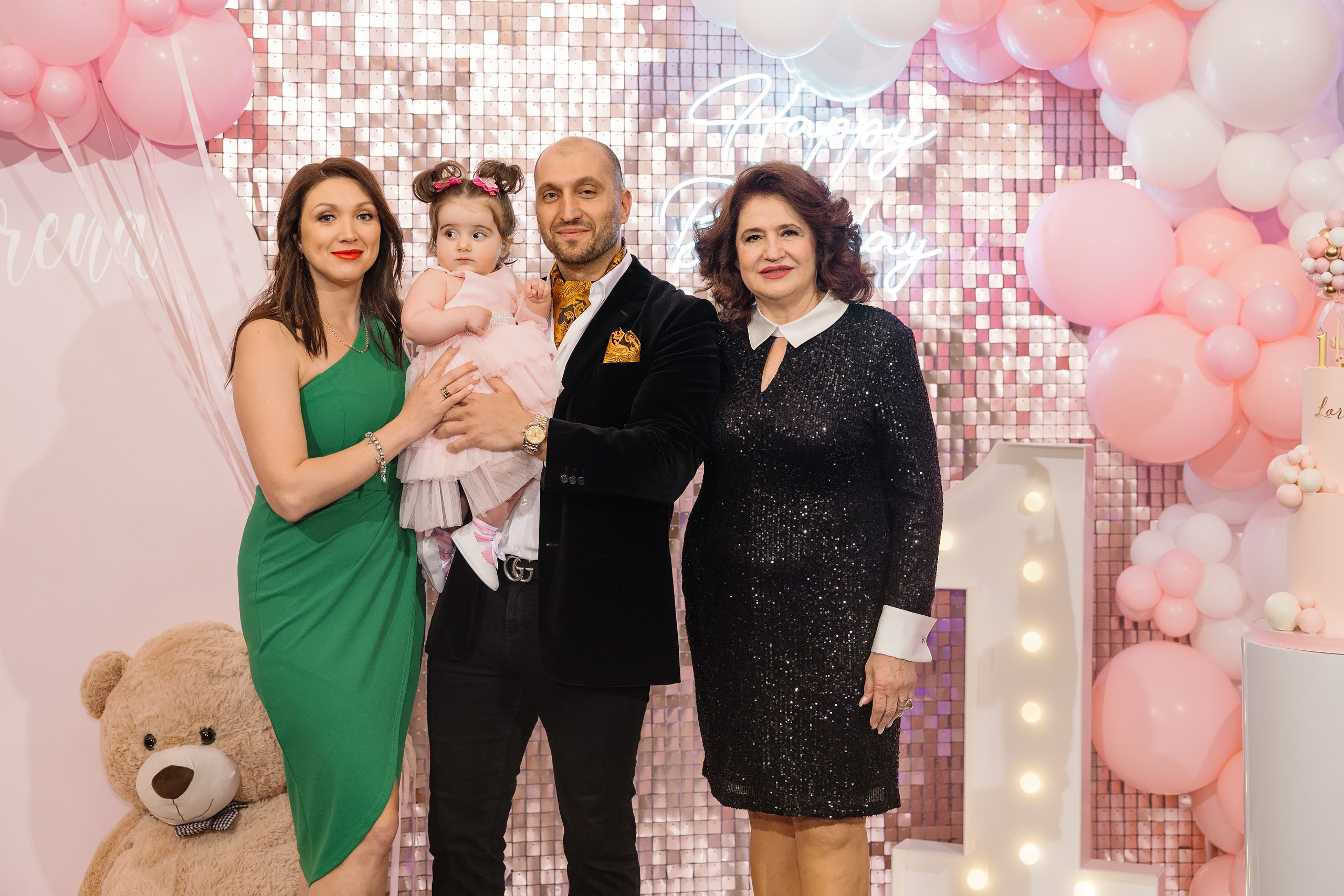 04.13.2025 First birthday. Wedding family event photographer in Chicago Nick Yushevich