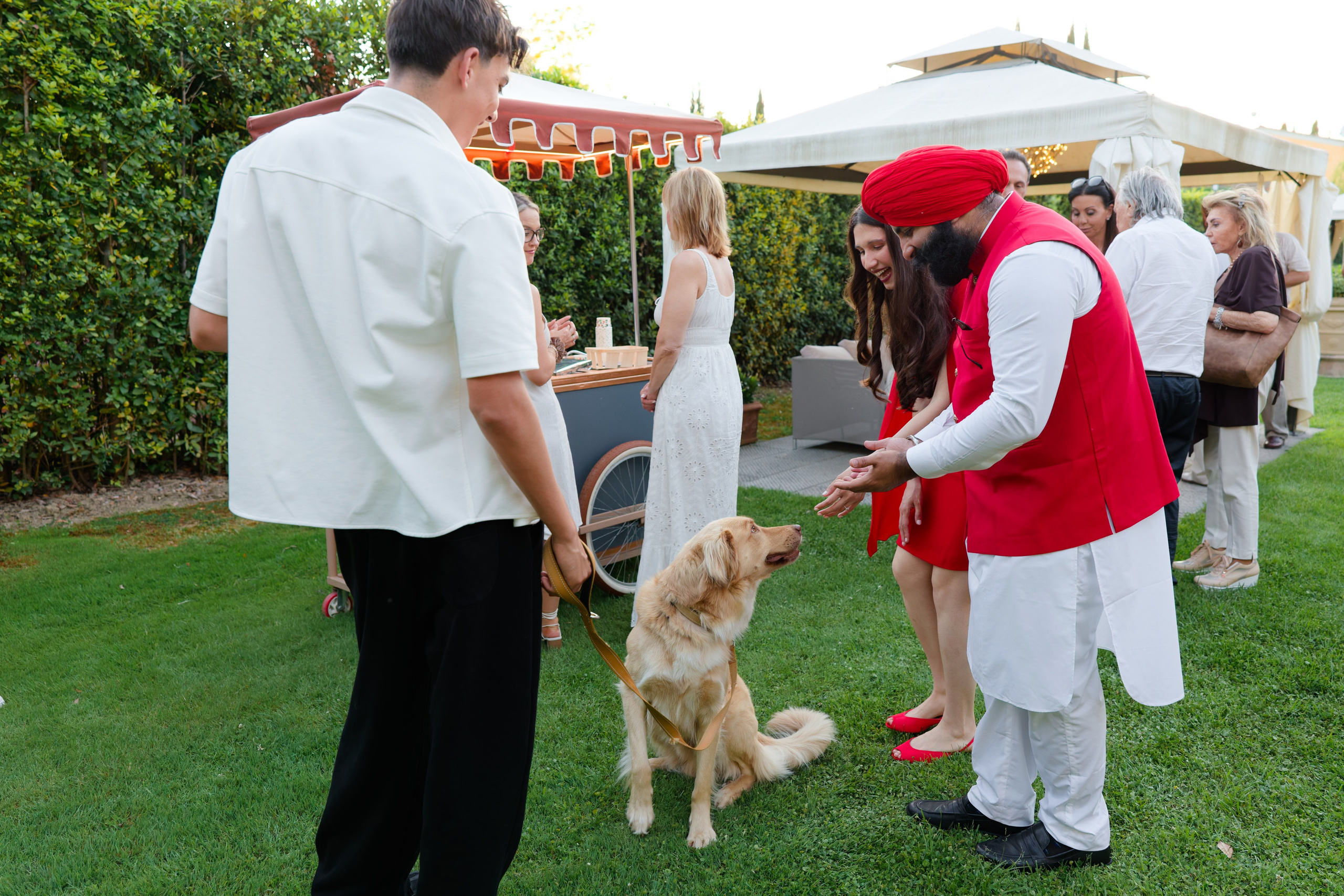 Pizza Party at Tenuta Massini, Florence, Italy. Destination Wedding Photographer — Nikita Burtsev