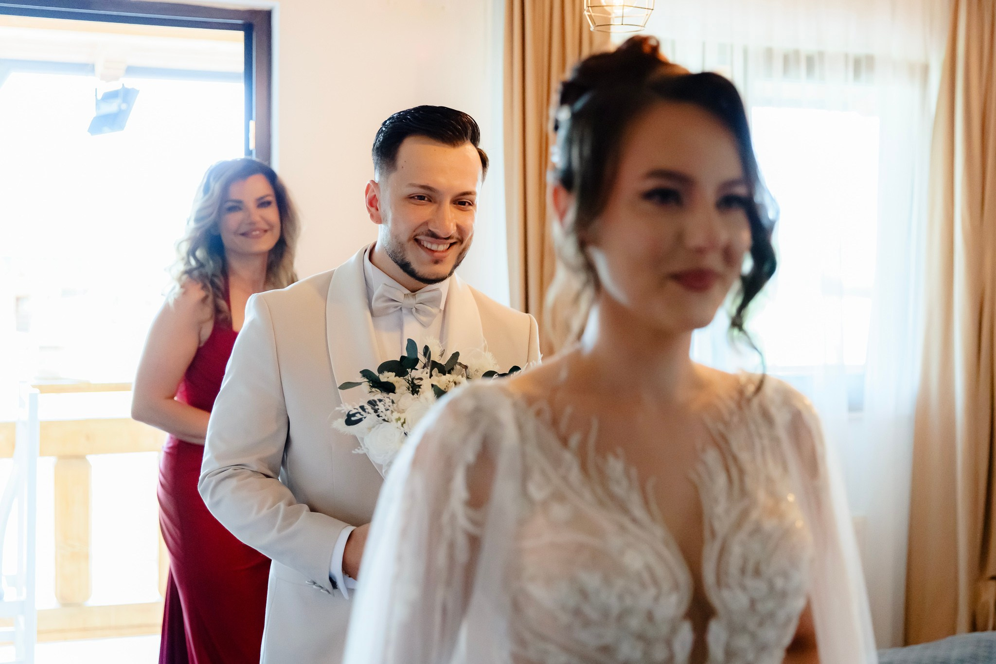 Ioana & Ionuț | Nuntă de poveste la Păstrăvăria Poiana din Mălini județul Suceava. Servicii foto-video profesionale, pentru momente de neuitat