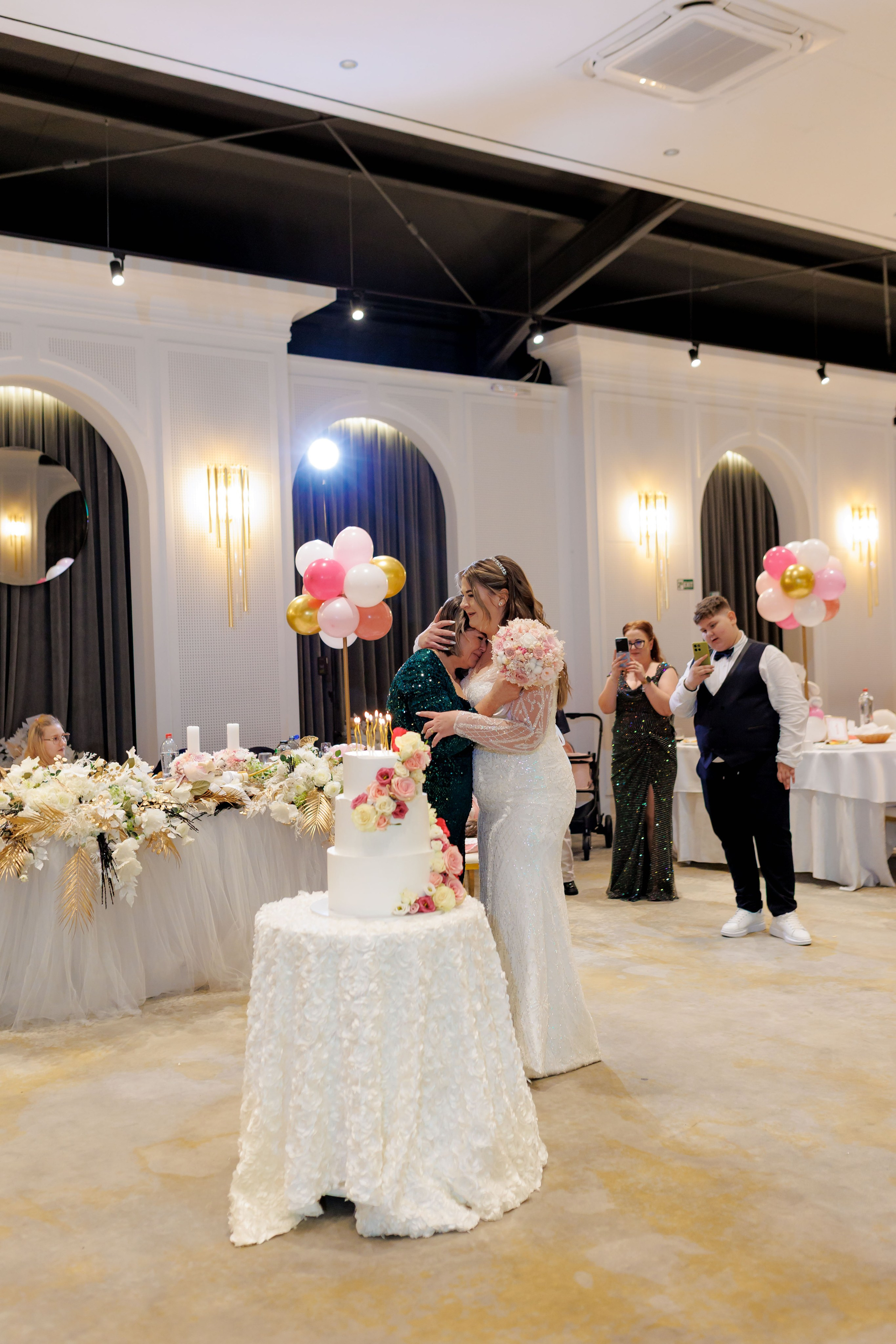 Povestea voastră, regizată de noi |Cristi Turculet Videograf Nuntă Suceava | wedding highlight. Servicii foto-video profesionale, pentru momente de neuitat