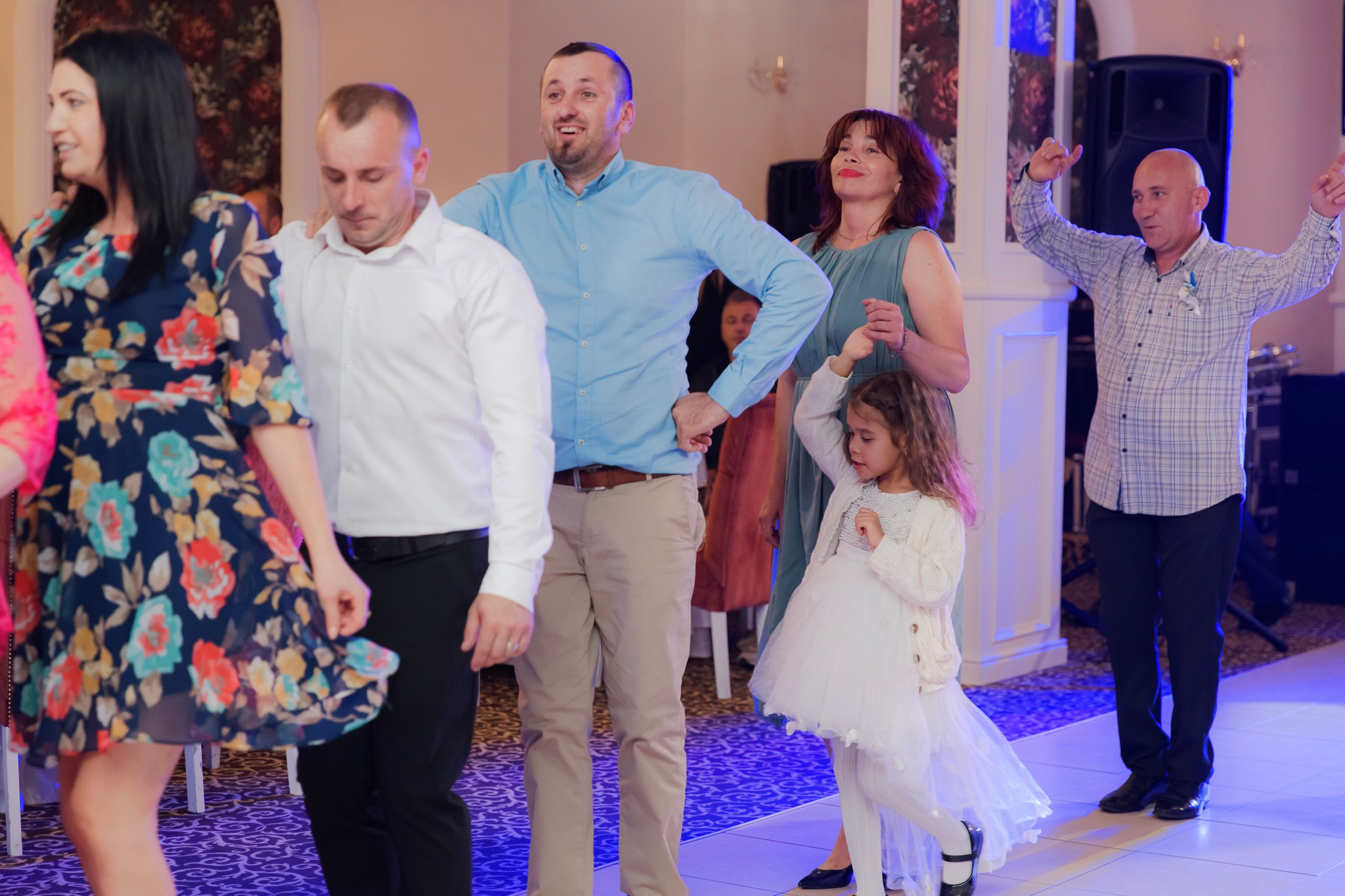 Mihai & Oana. Servicii foto-video profesionale, pentru momente de neuitat