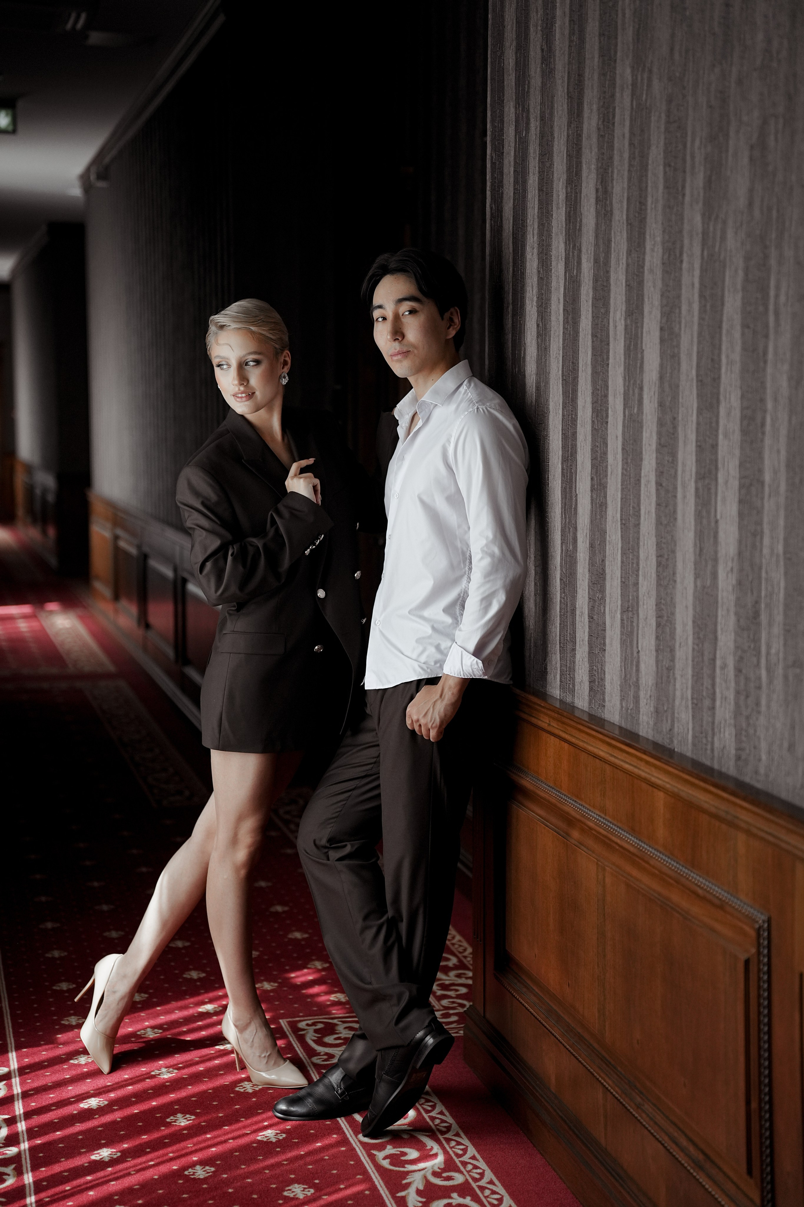 Николь Амир