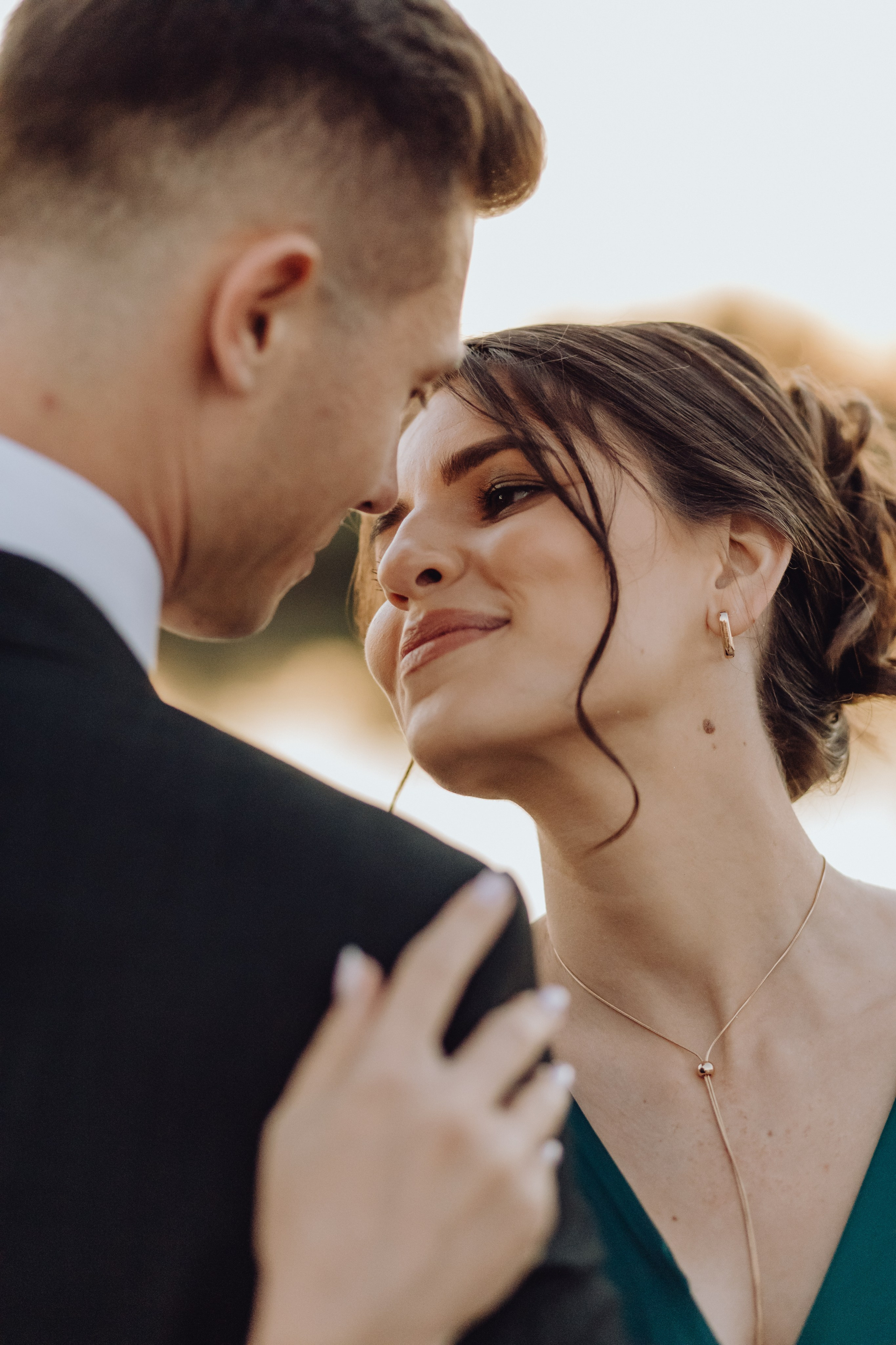 Andrei & Denisa. Wedding & couple photographer from Romania Rut Vetan