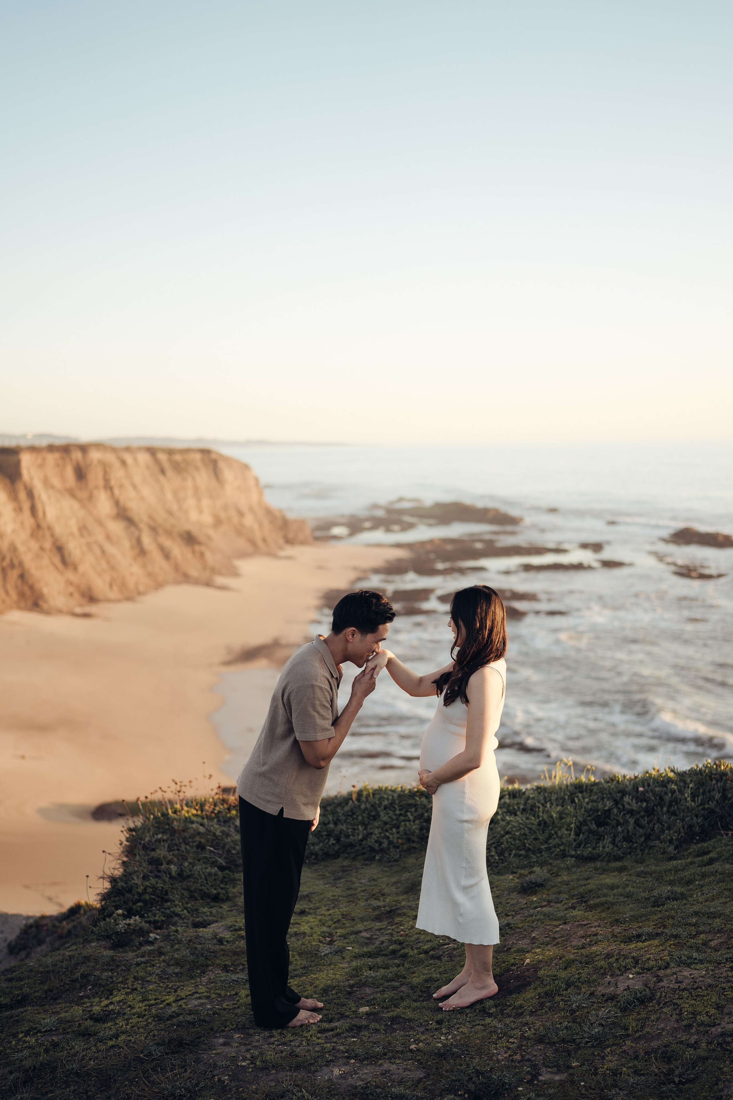Jessica’s Maternity Session at Half Moon Bay. Soulo Photography | San Francisco Bay Area Based Photographer