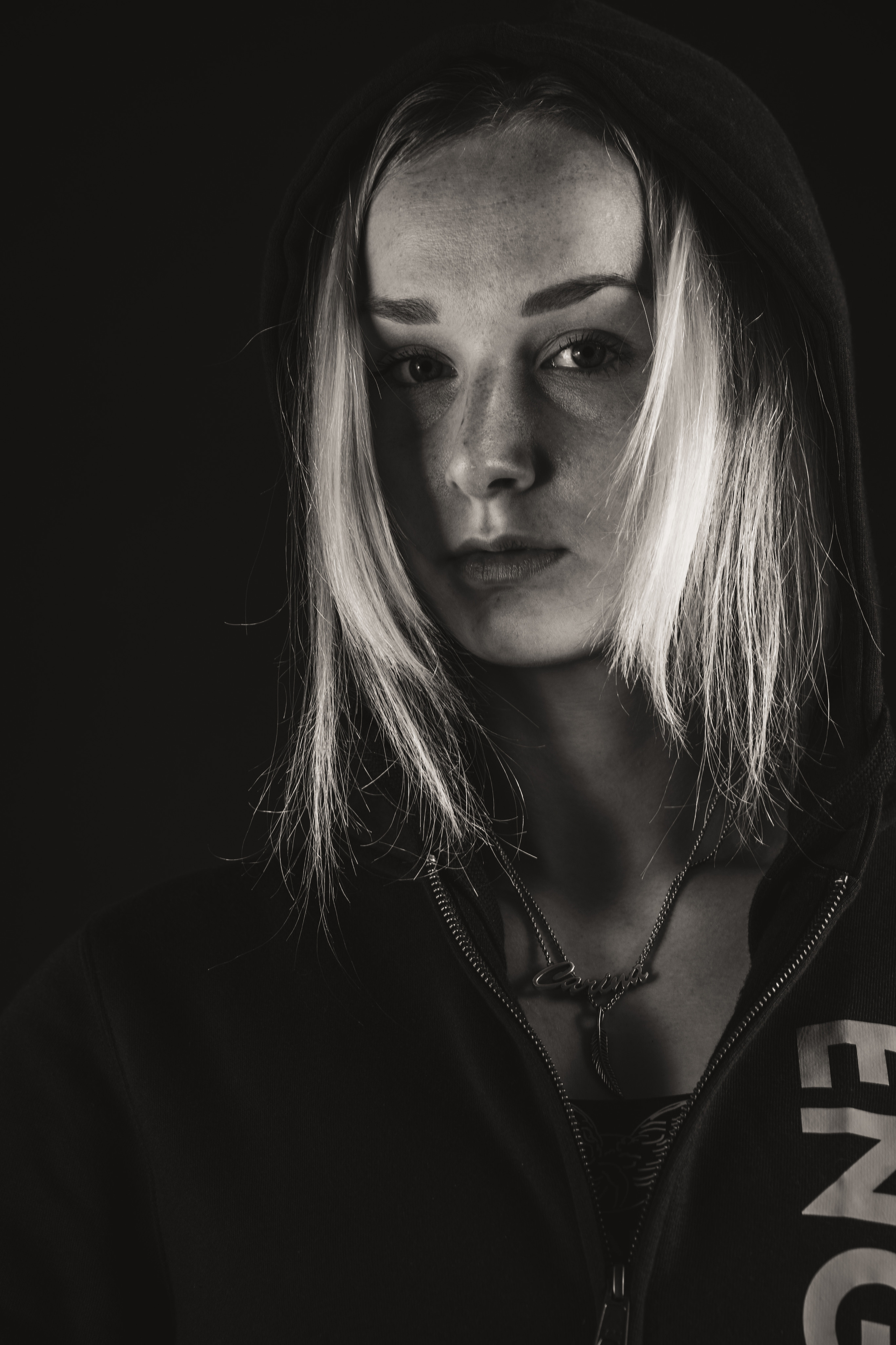 Studio - Carina. Thorben Ihler - Dein Fotograf aus Emden