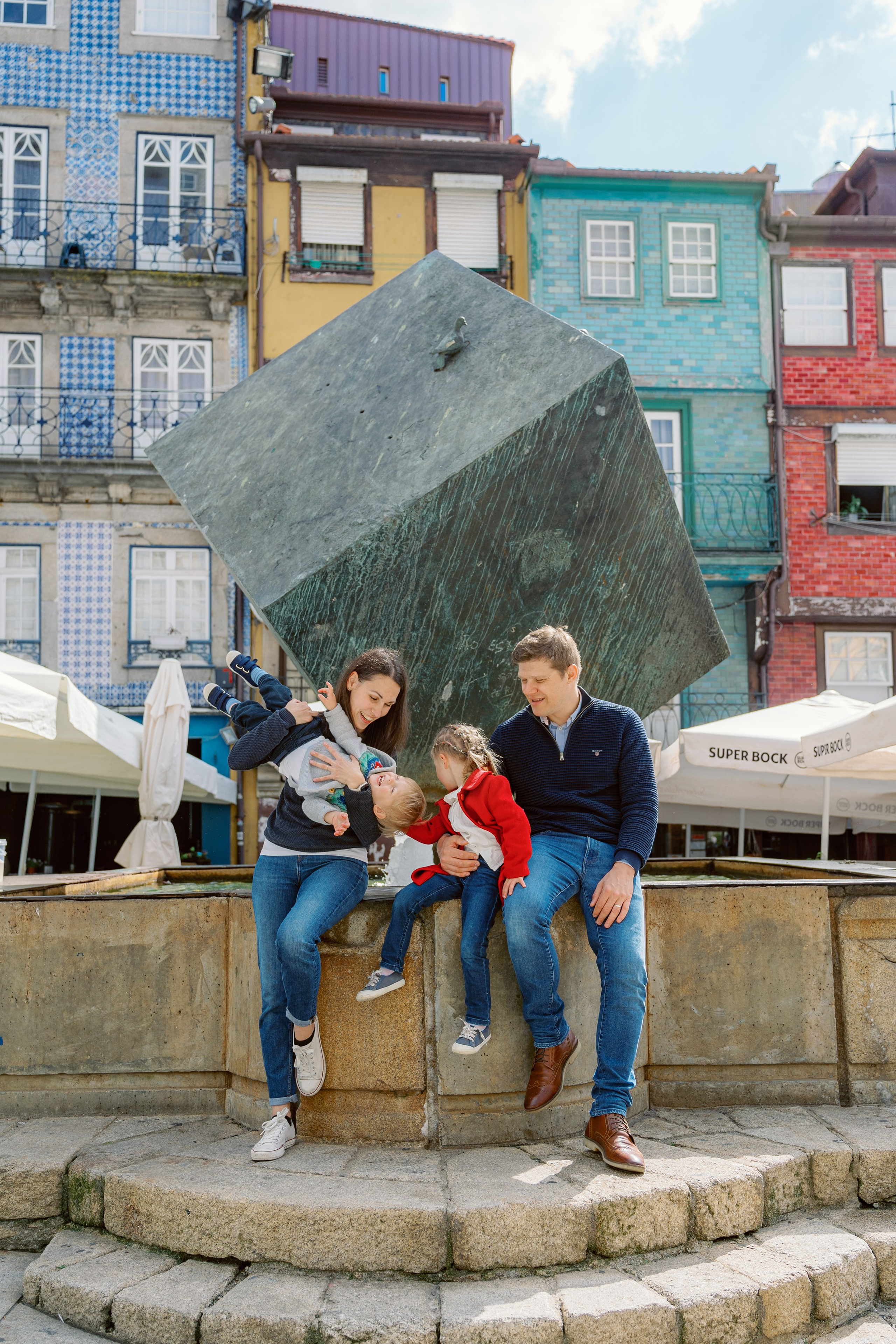 Семейная фотосессия в Порту. Фотограф в Португалии Полина Готовая