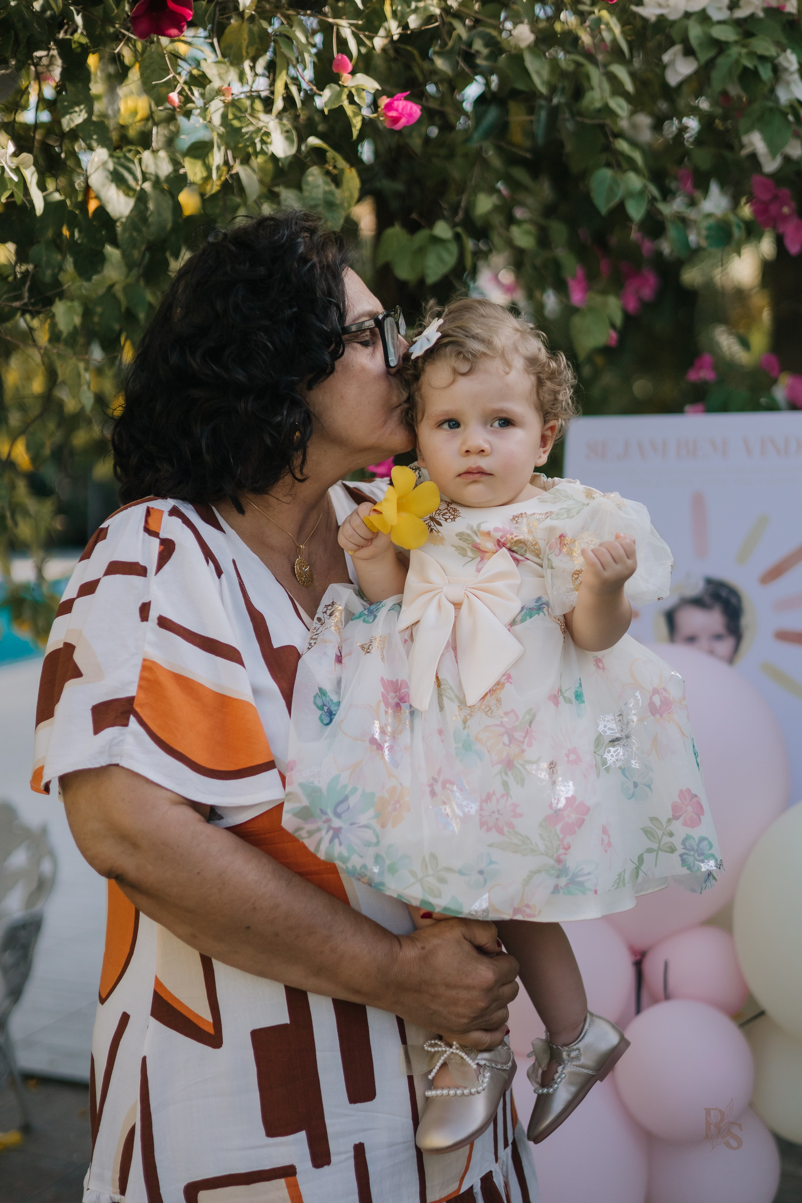 Aurora — 1 ano. Fotógrafo Richard Silvestre — Casamentos na Bahia