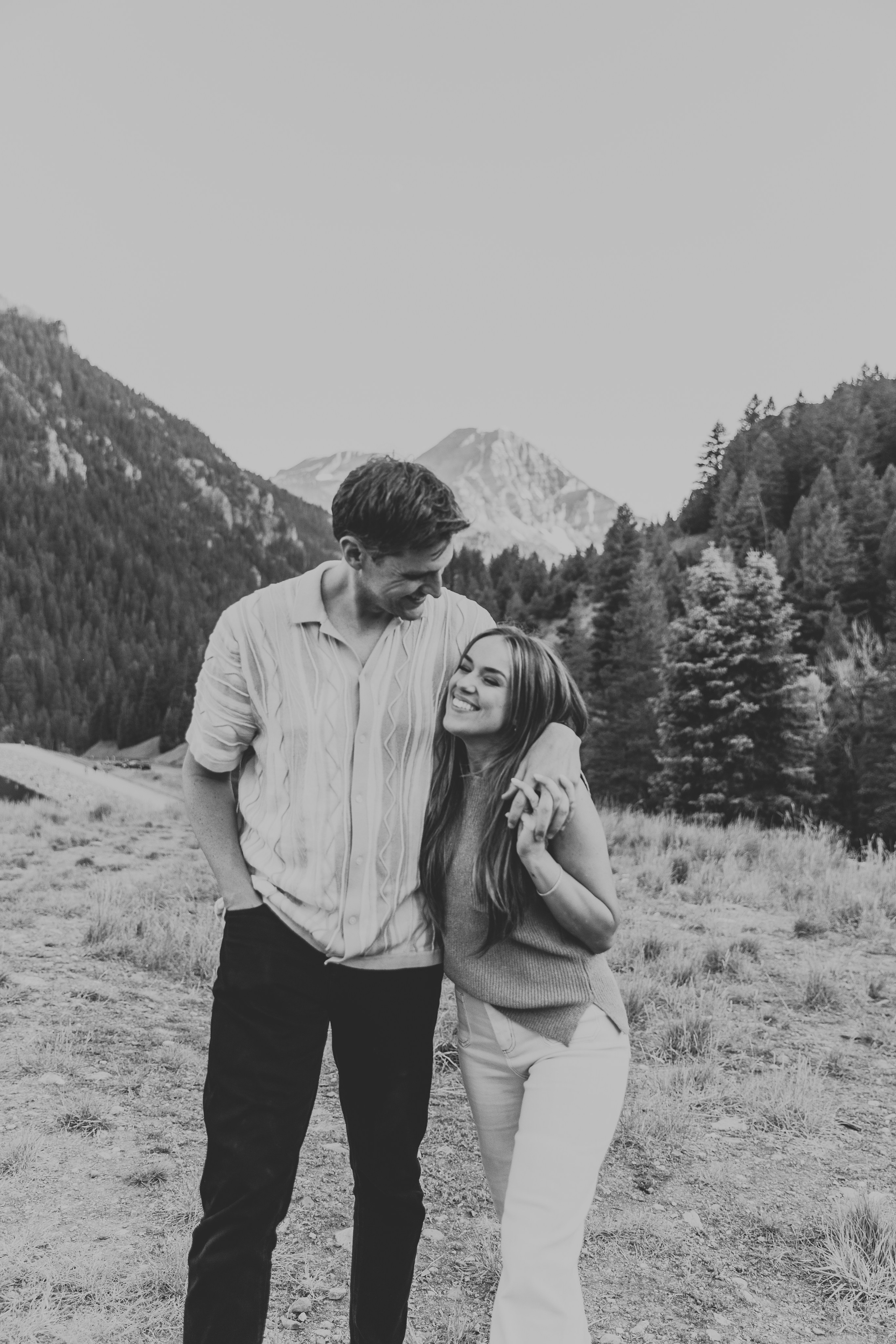 Natlie + Jacob. Utah Family Photographer