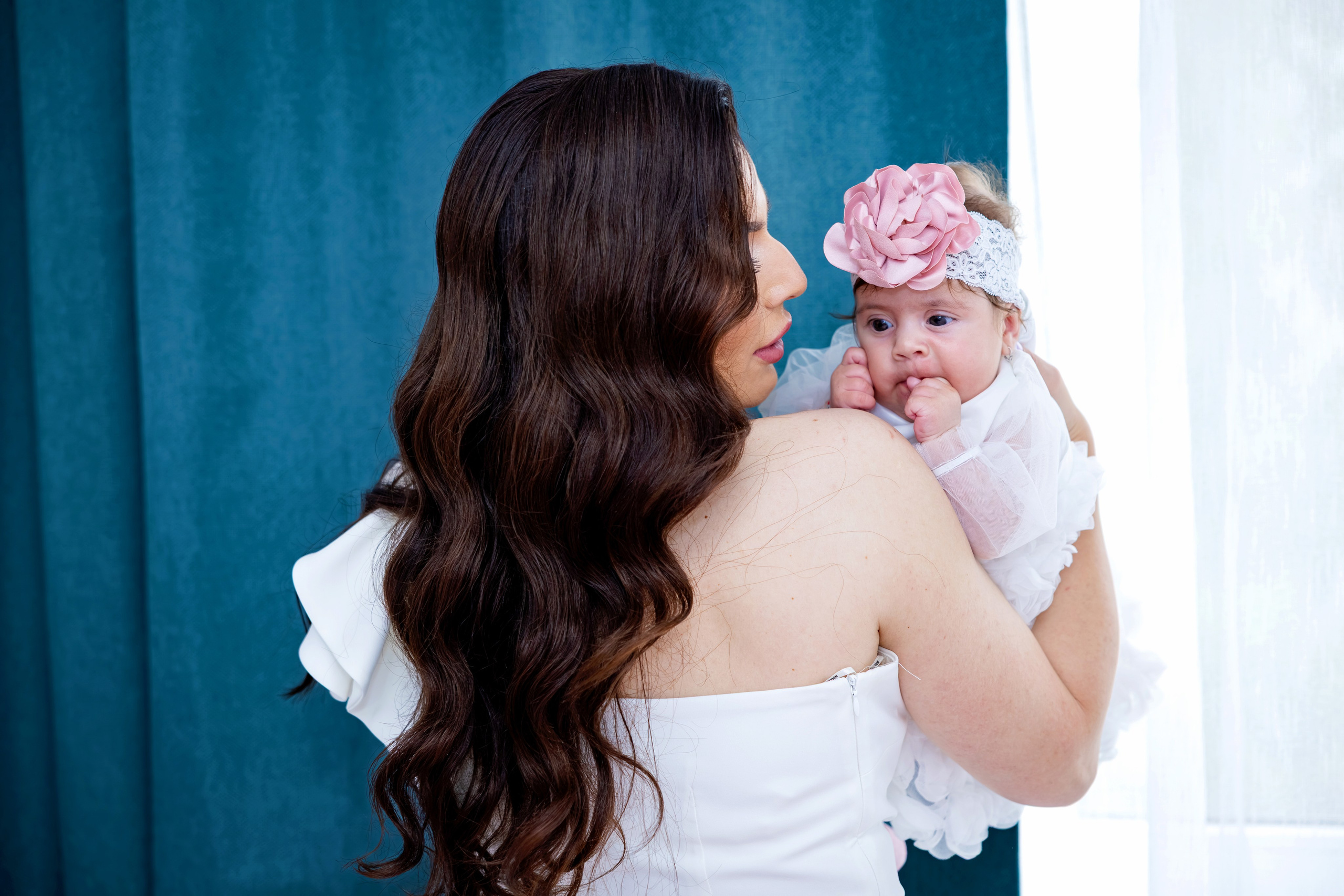 Iris Stefania. Moments By Gub