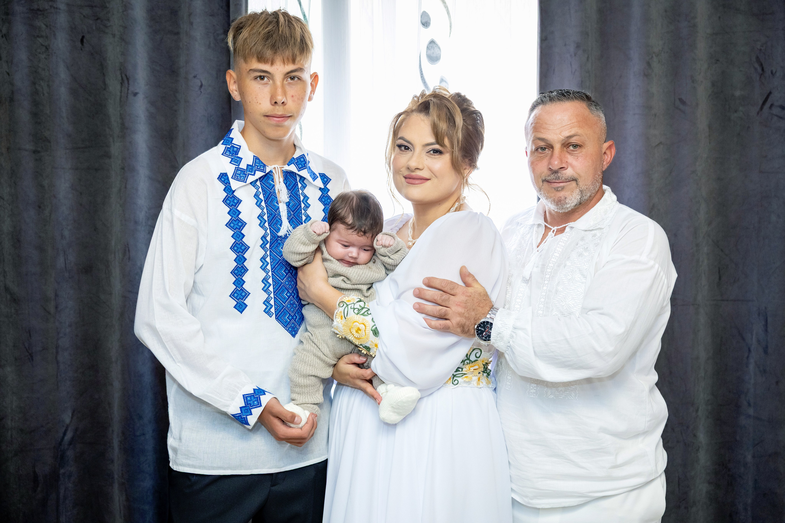 Andrei Sebastian. Moments By Gub