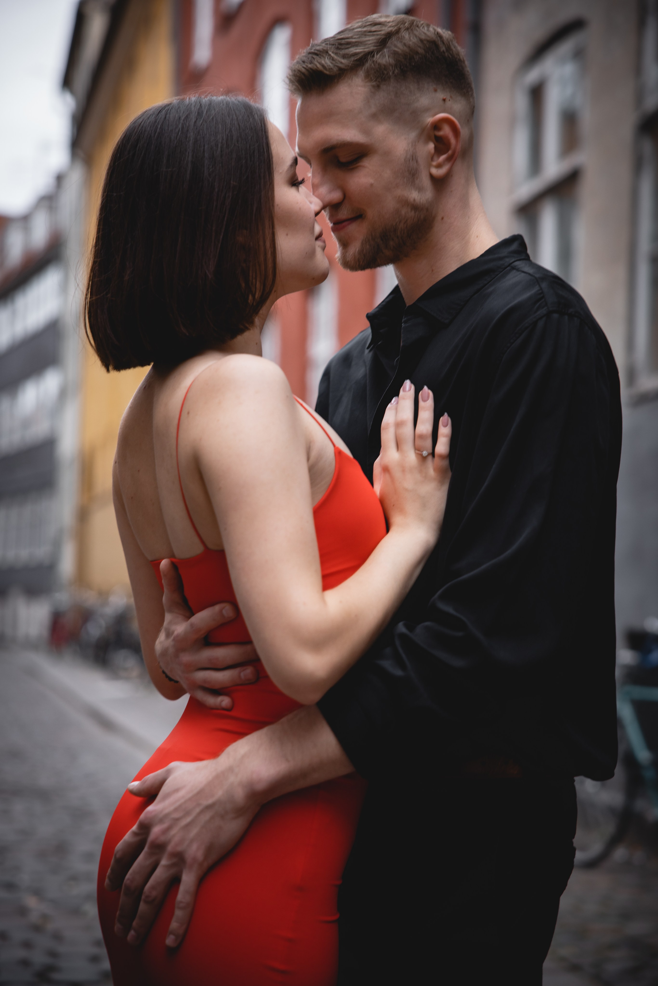 Julia and Filipp. Professional wedding photographer in Copenhagen, Denmark — Julia Byron