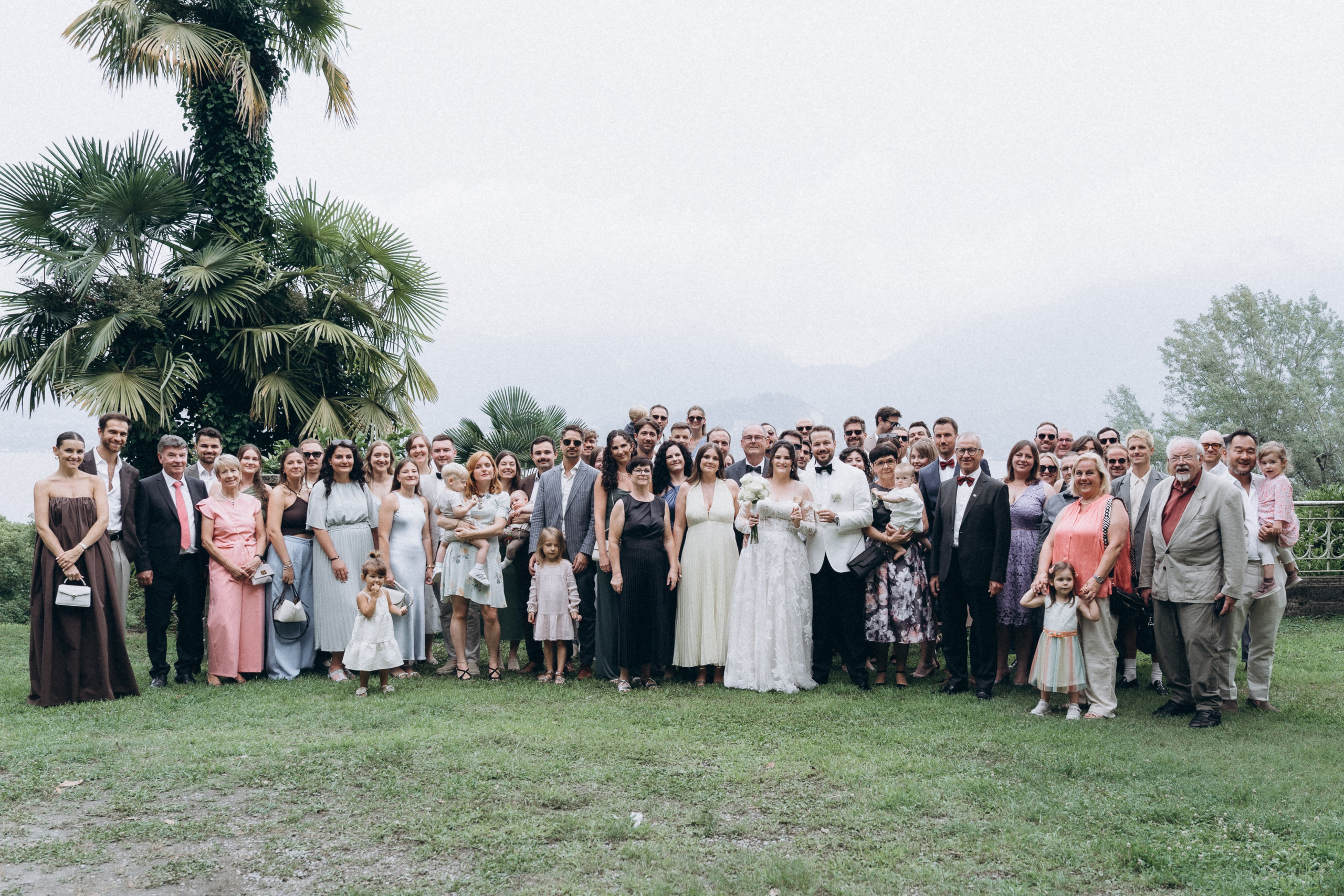 LAURA AND DOMENIK_LAKE MAGGIORE. PHOTOGRAPHER IN ITALY