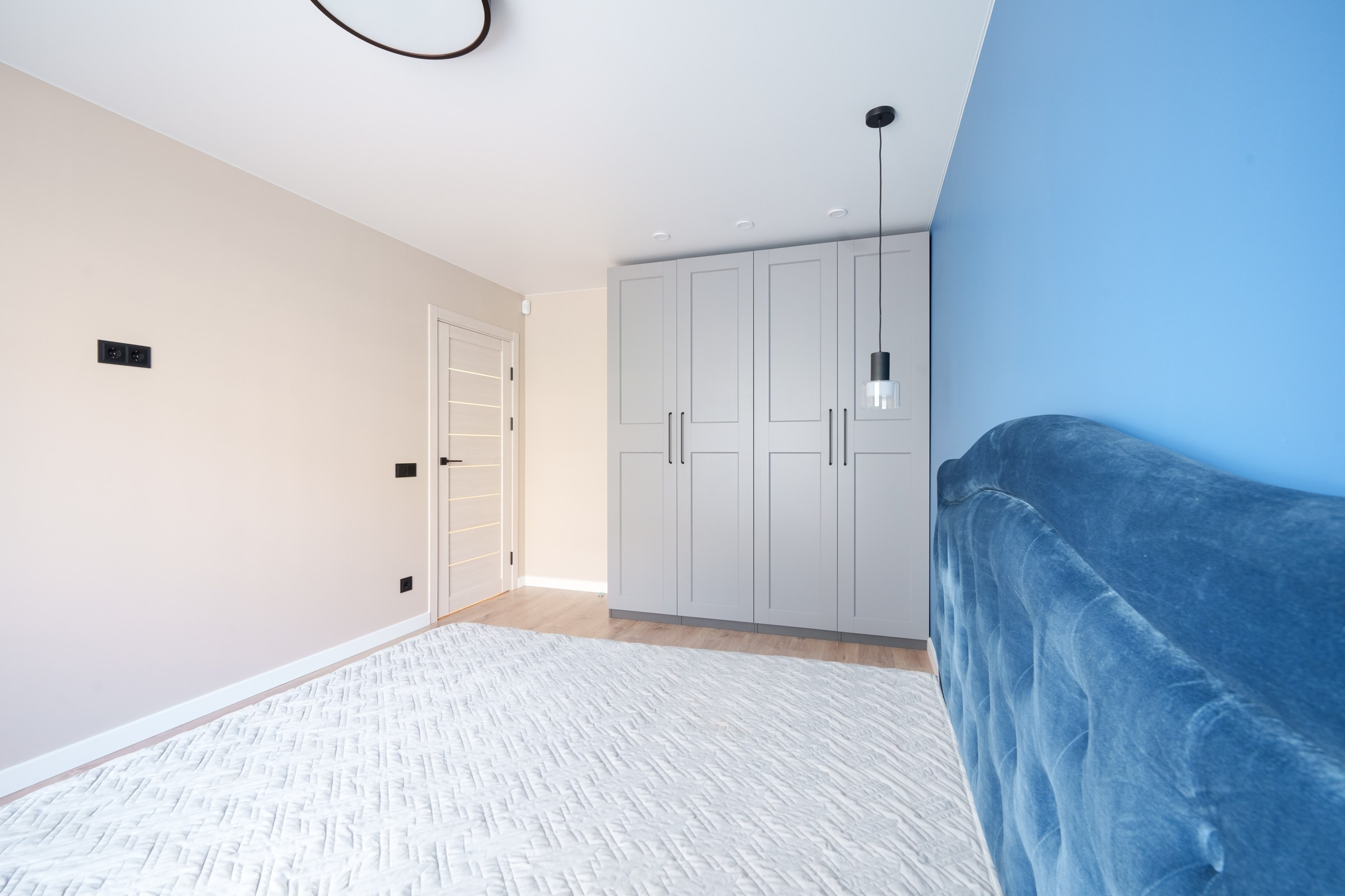 Tuskulėnų g. 8. Elina Sapiega fotografė Vilniuje