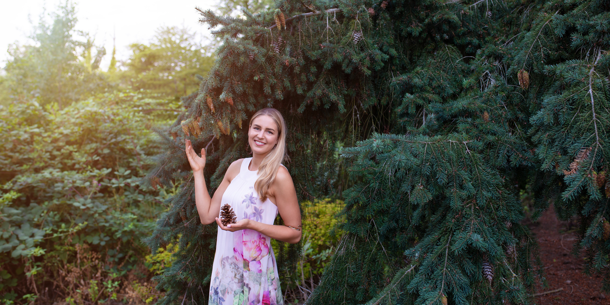 Oksana. YuAnna studio. Family & Kids Photographer in Seattle area, located in