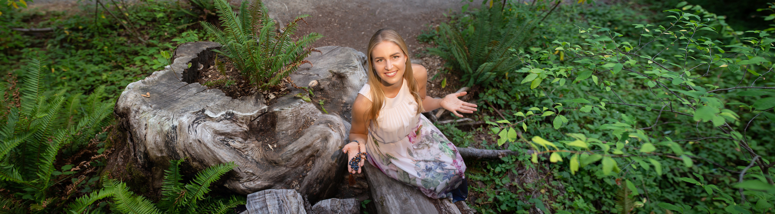 Oksana. YuAnna studio. Family & Kids Photographer in Seattle area, located in