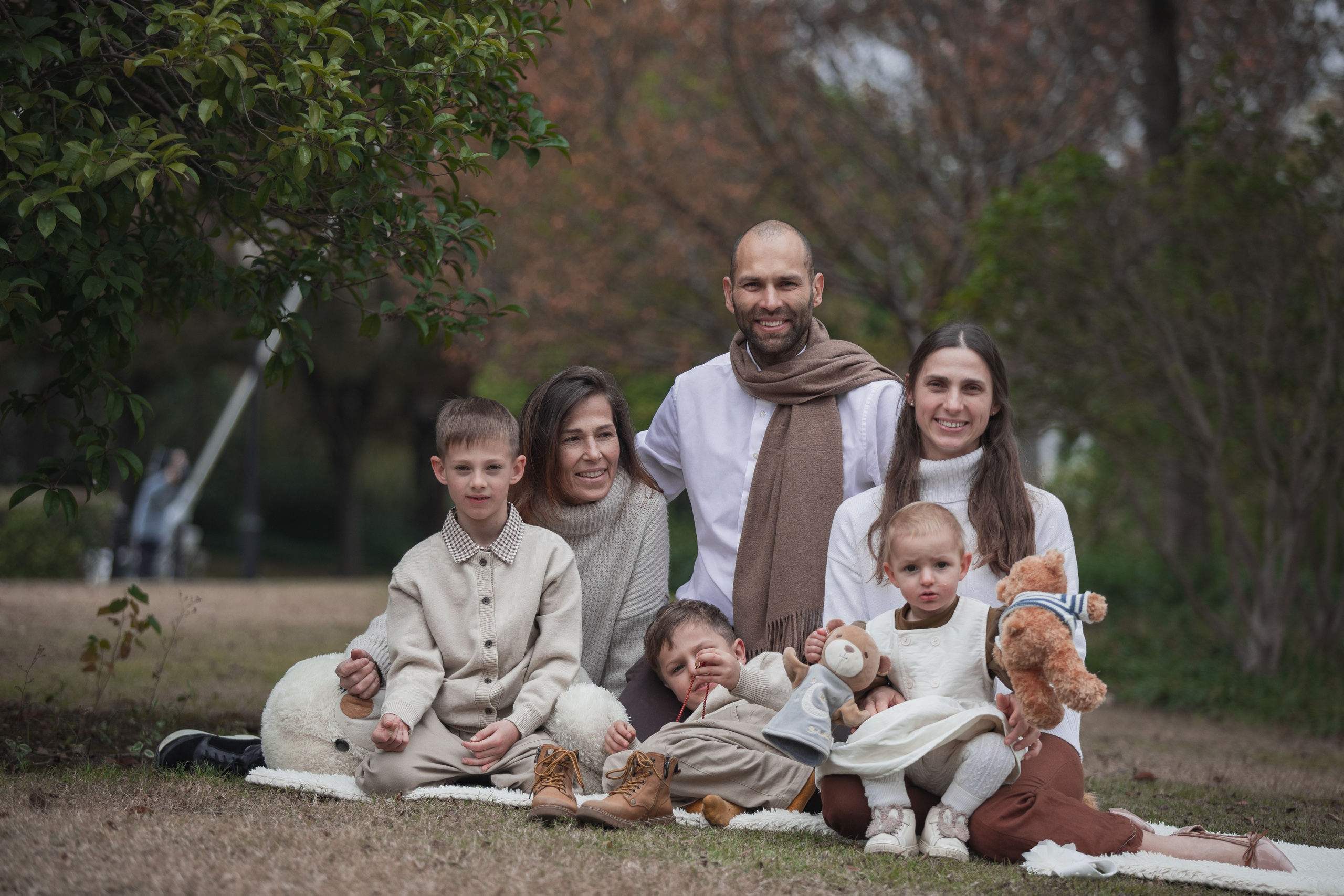 Family photoshoot in Temsa town, Shanghai. Photographer in Shanghai — Lola Pidluskaya