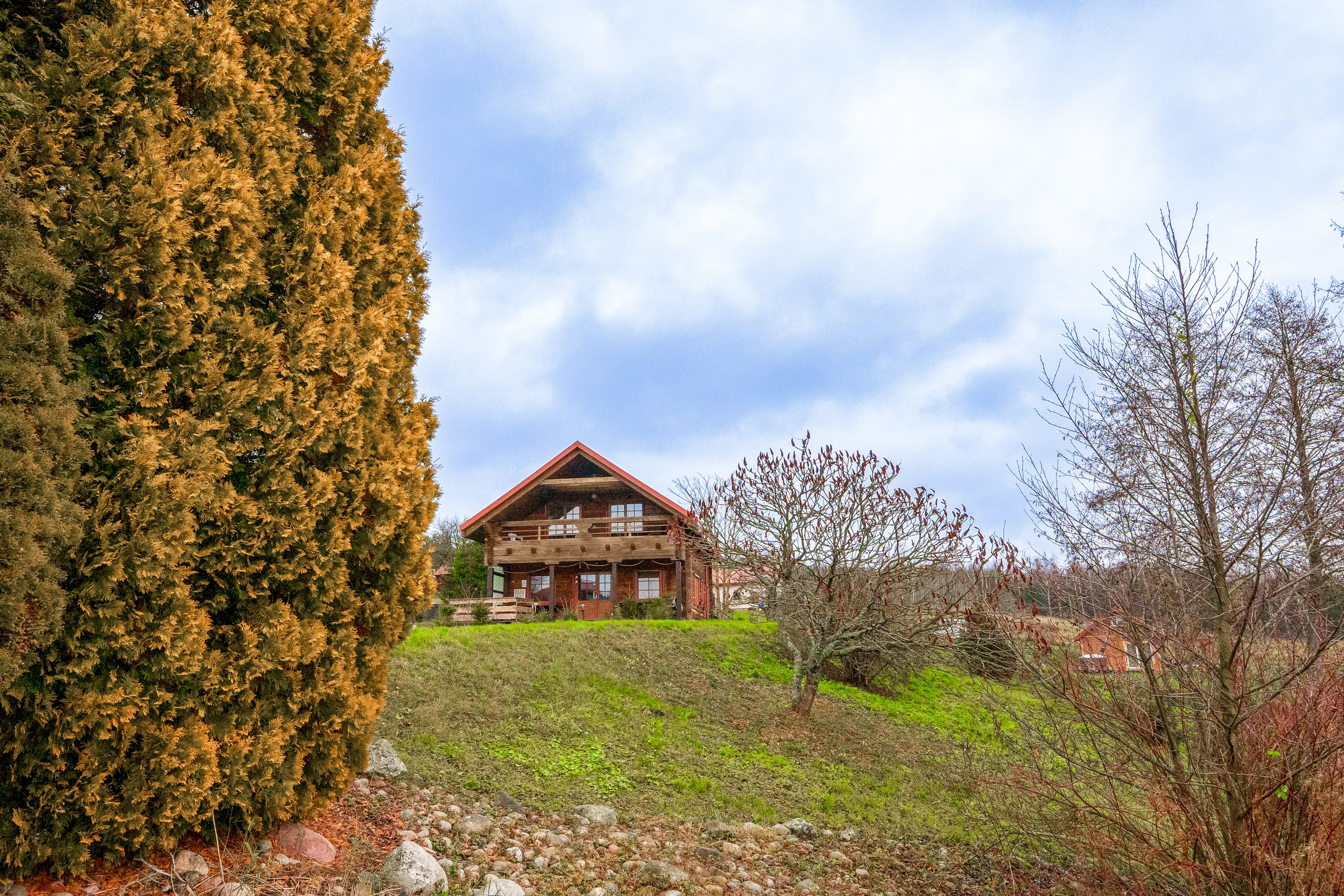 Trakų raj. sodyba. Elina Sapiega fotografė Vilniuje