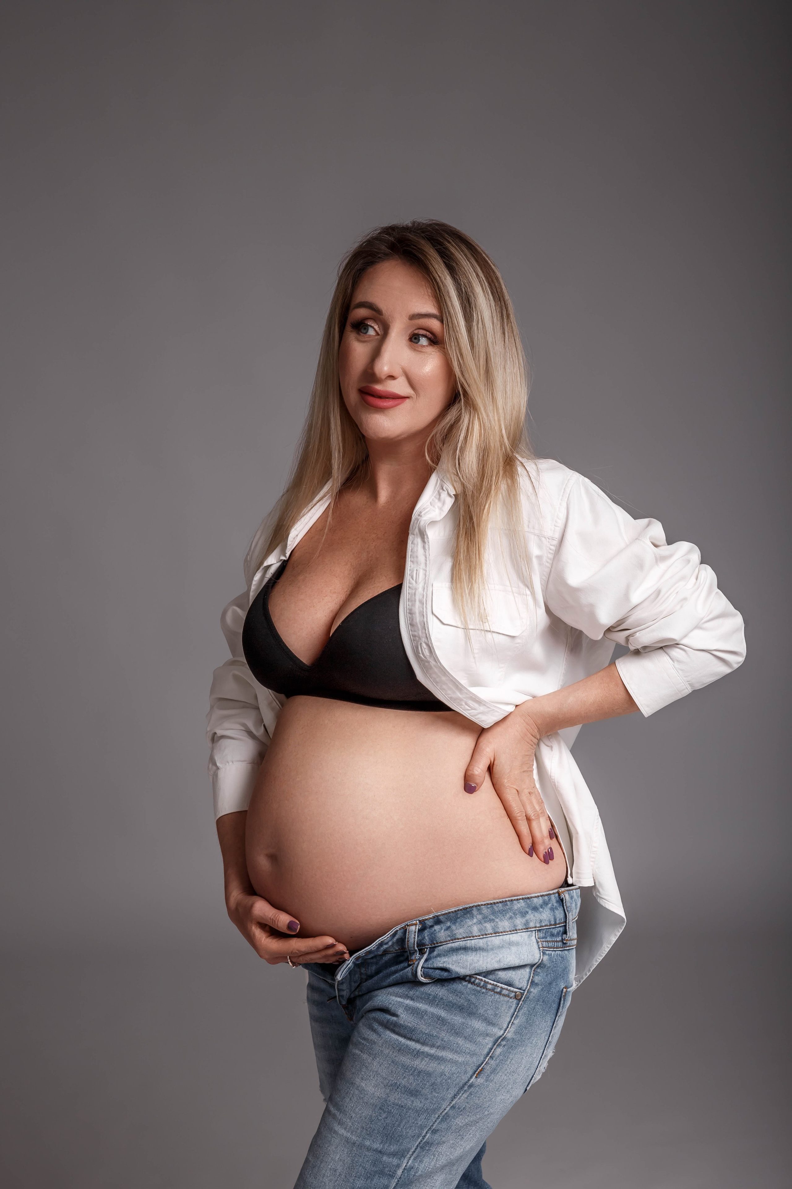 Babybauch. Familien, Kinder und Portrait Fotografie Nürnberg Erlangen Eckental