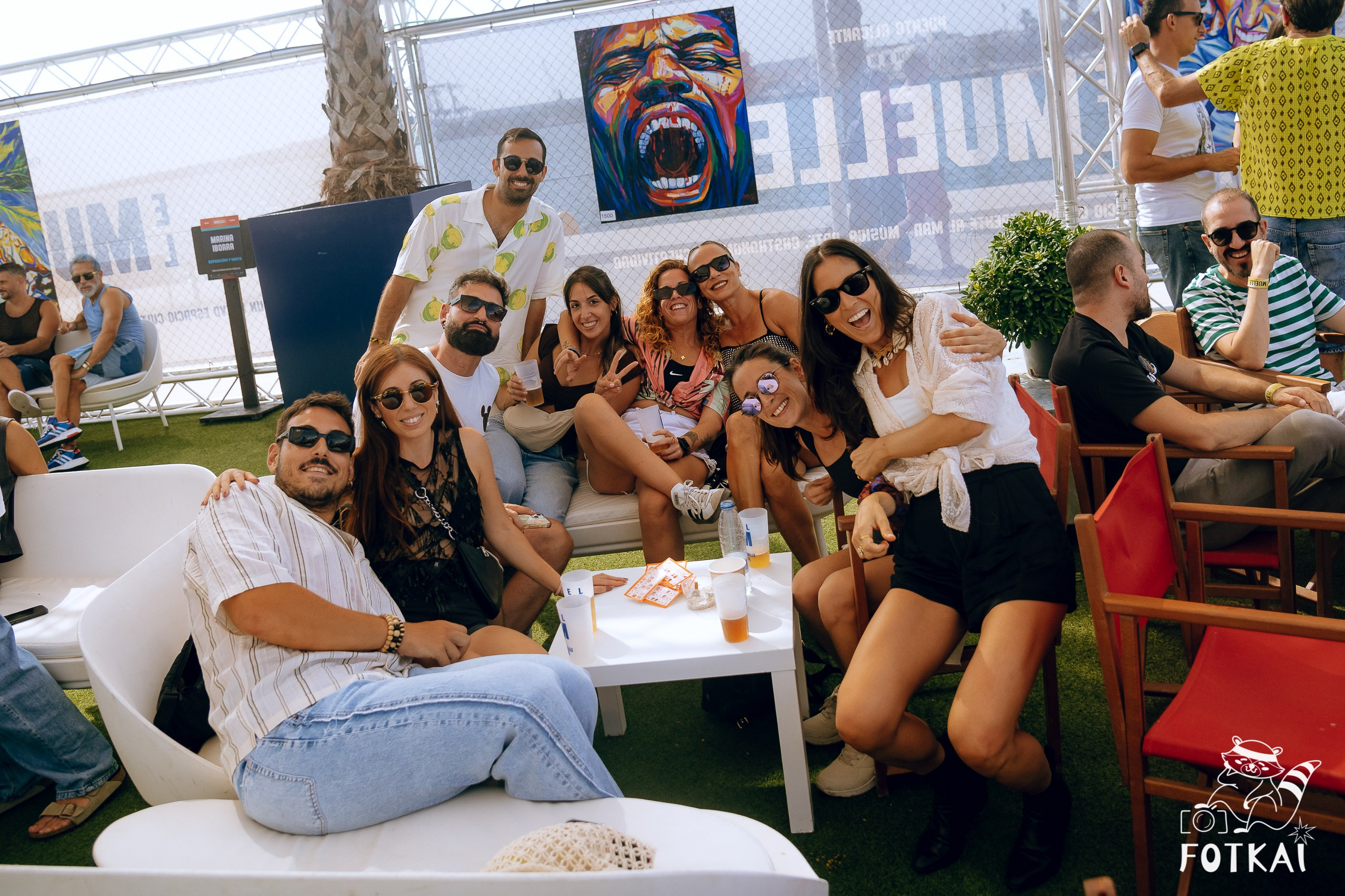 Cariña: La Fiesta 2025 Alicante — fotos del festival LGTBI y drag shows | FOTKAI