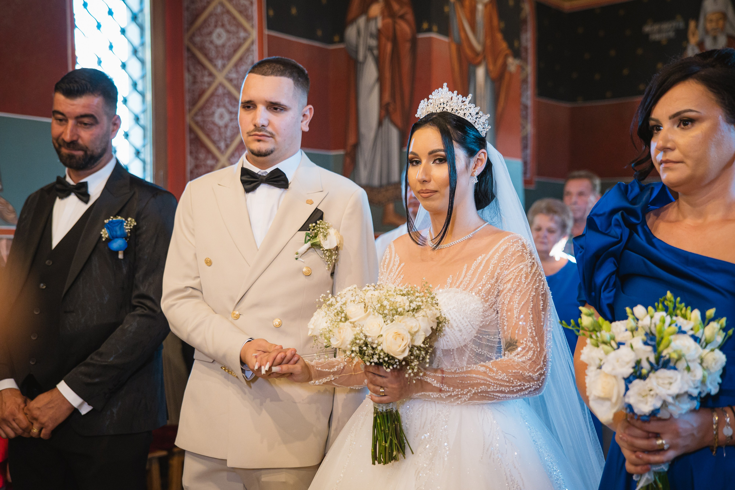 Bella & Adi. Foto Studio — Fotograf de evenimente, nunti, botezuri, portrete