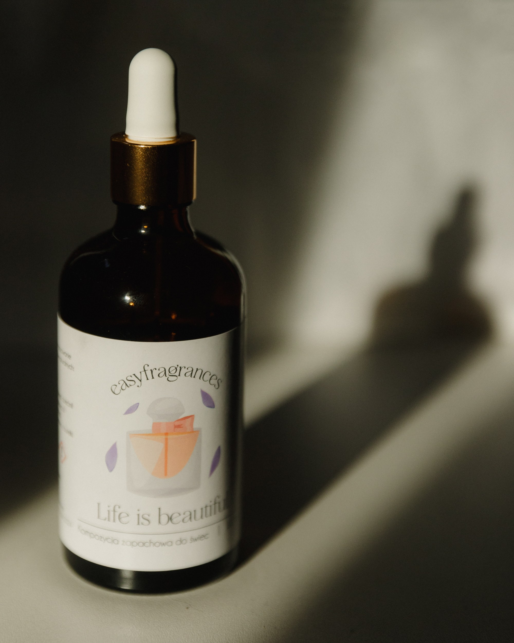 Candles | insta content. Kaja | fotograf we Wrocławiu | ludzie i psy