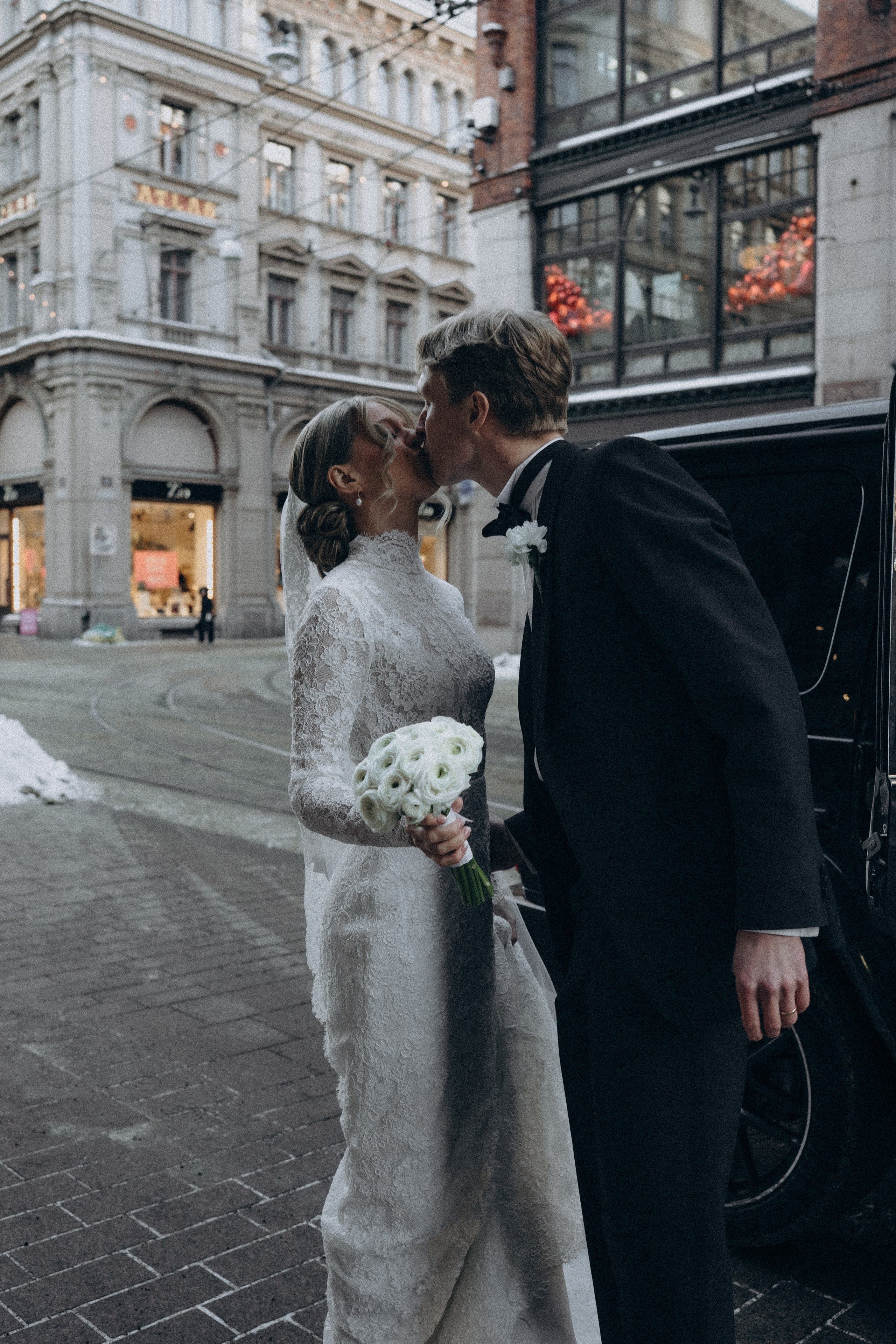 S&H. Victoria Olonen – Cinematic Portrait Artist | Helsinki & Europe