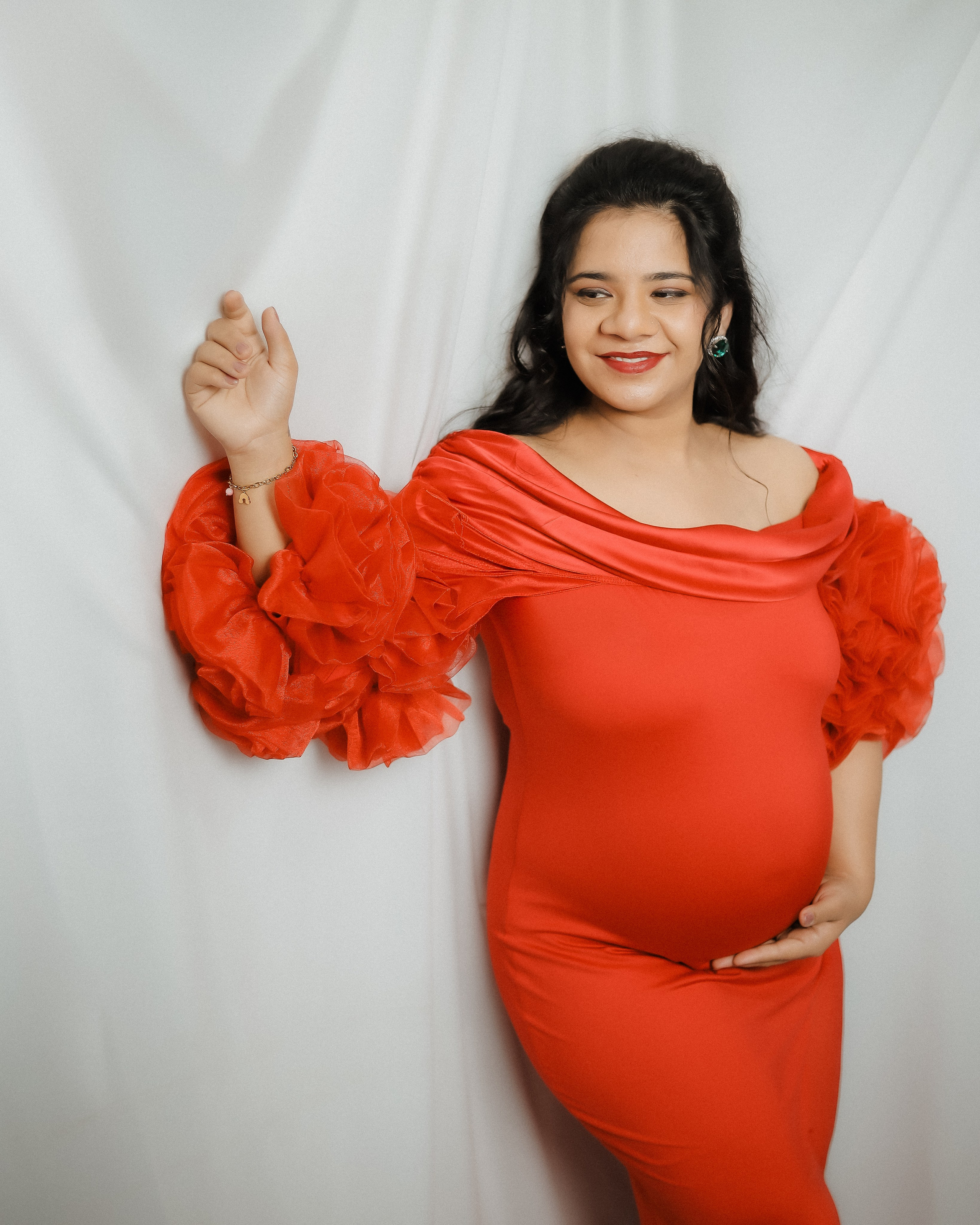 Maternity & Baby Photoshoots Bengaluru. Reflect Studios: Capturing Emotions at Every Event | Weddings, Corporates, Products & More…