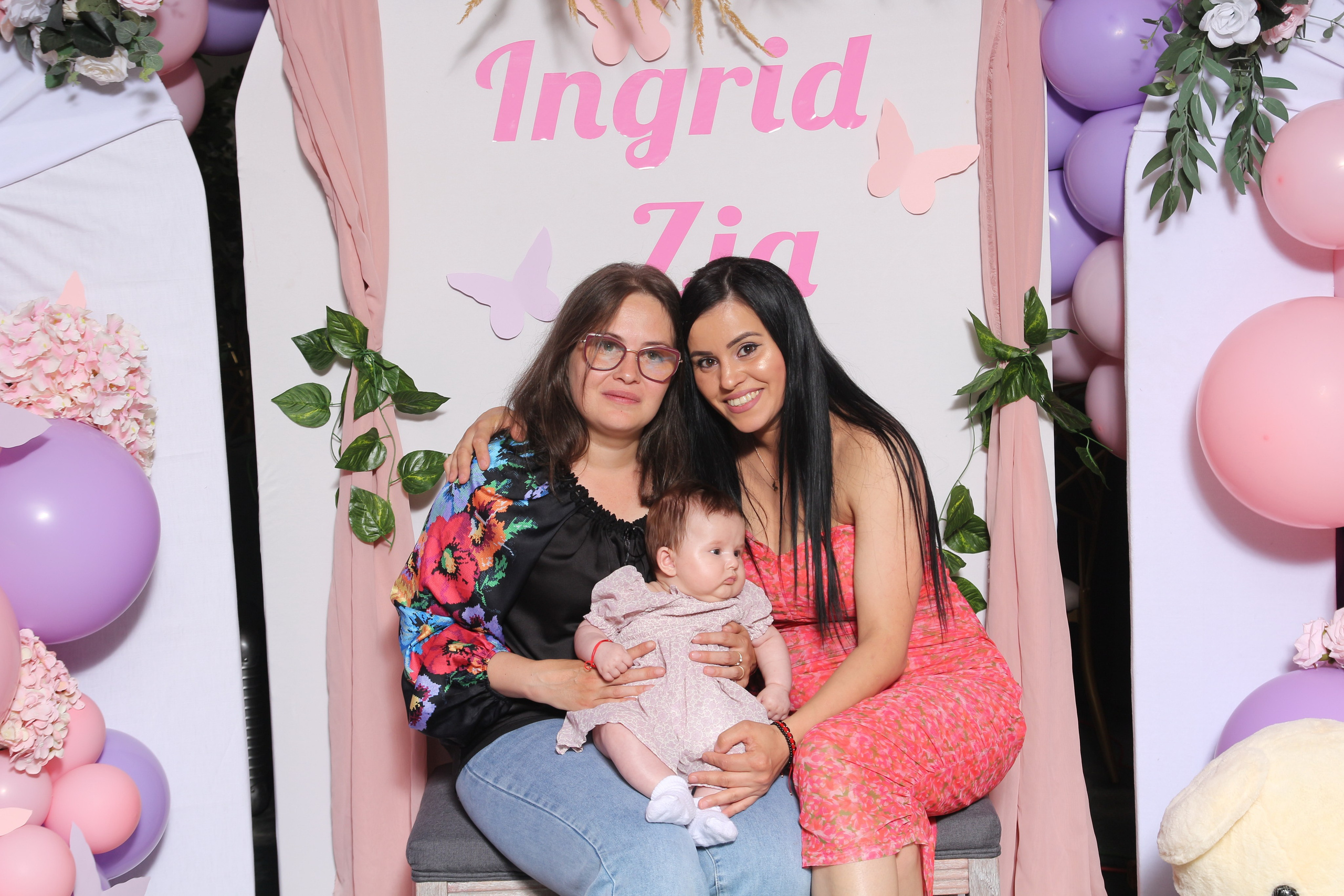 BYZO MEDIA. PETRU BYZO - family and children photographer in ROMANIA