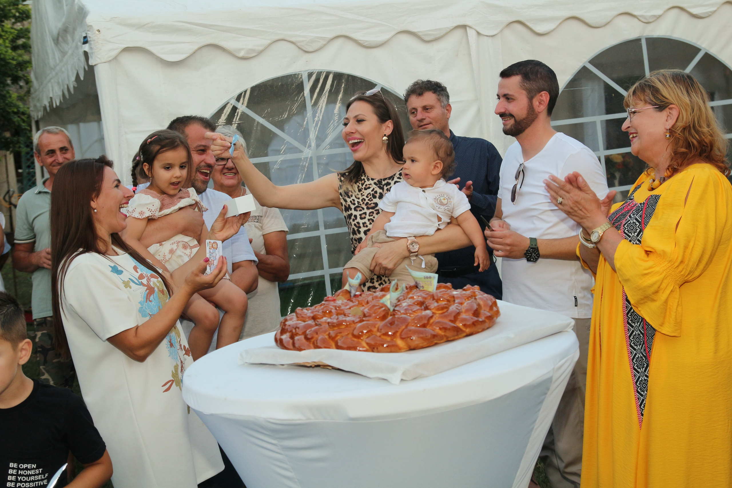 BYZO MEDIA. PETRU BYZO - family and children photographer in ROMANIA