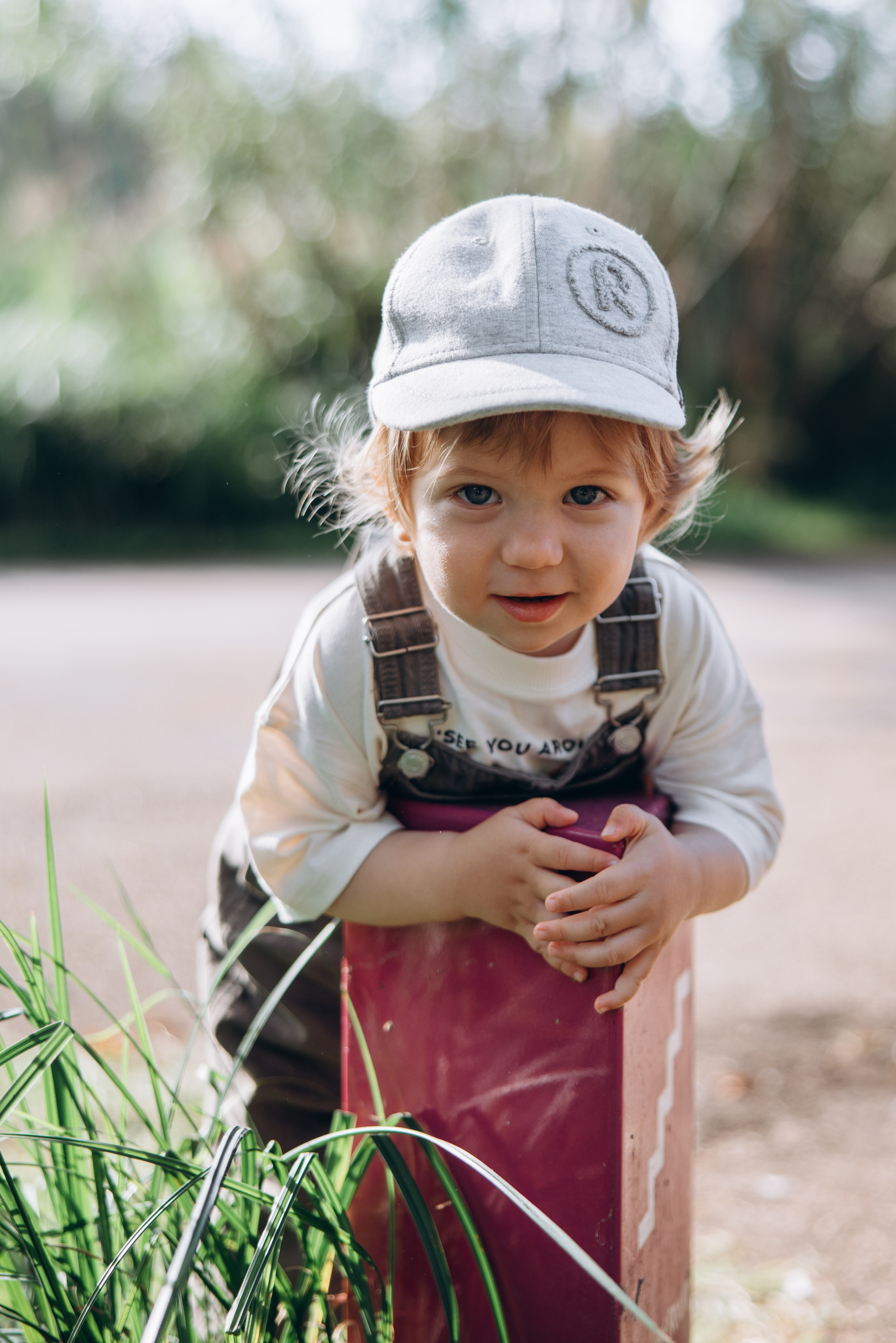 Maksim with parents (Queen Elizabeth Olympic park). Anastasia Klink, Photographer in London