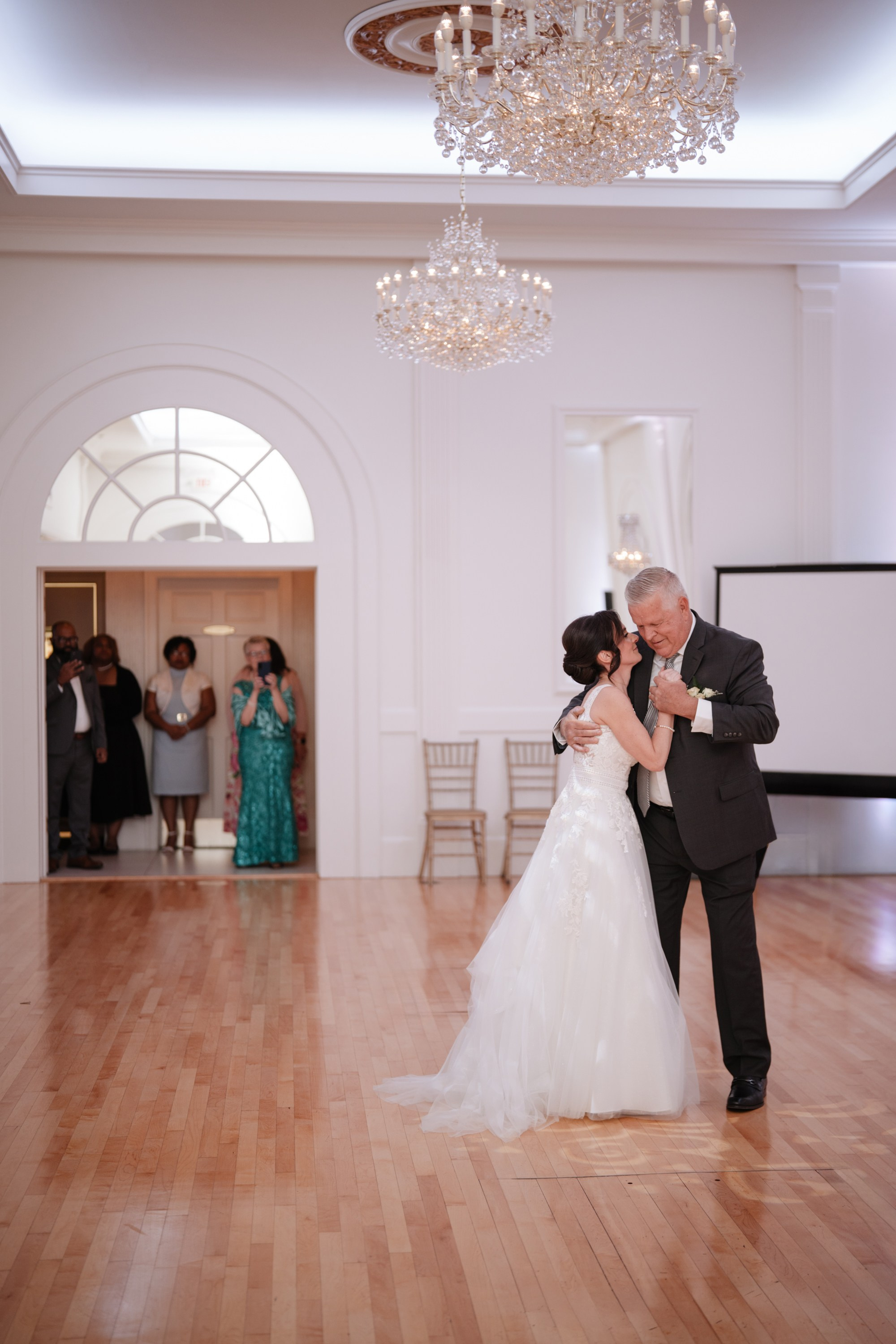 Liza and Jody. Philadelphia, PA. Portrait and wedding photographer in New York