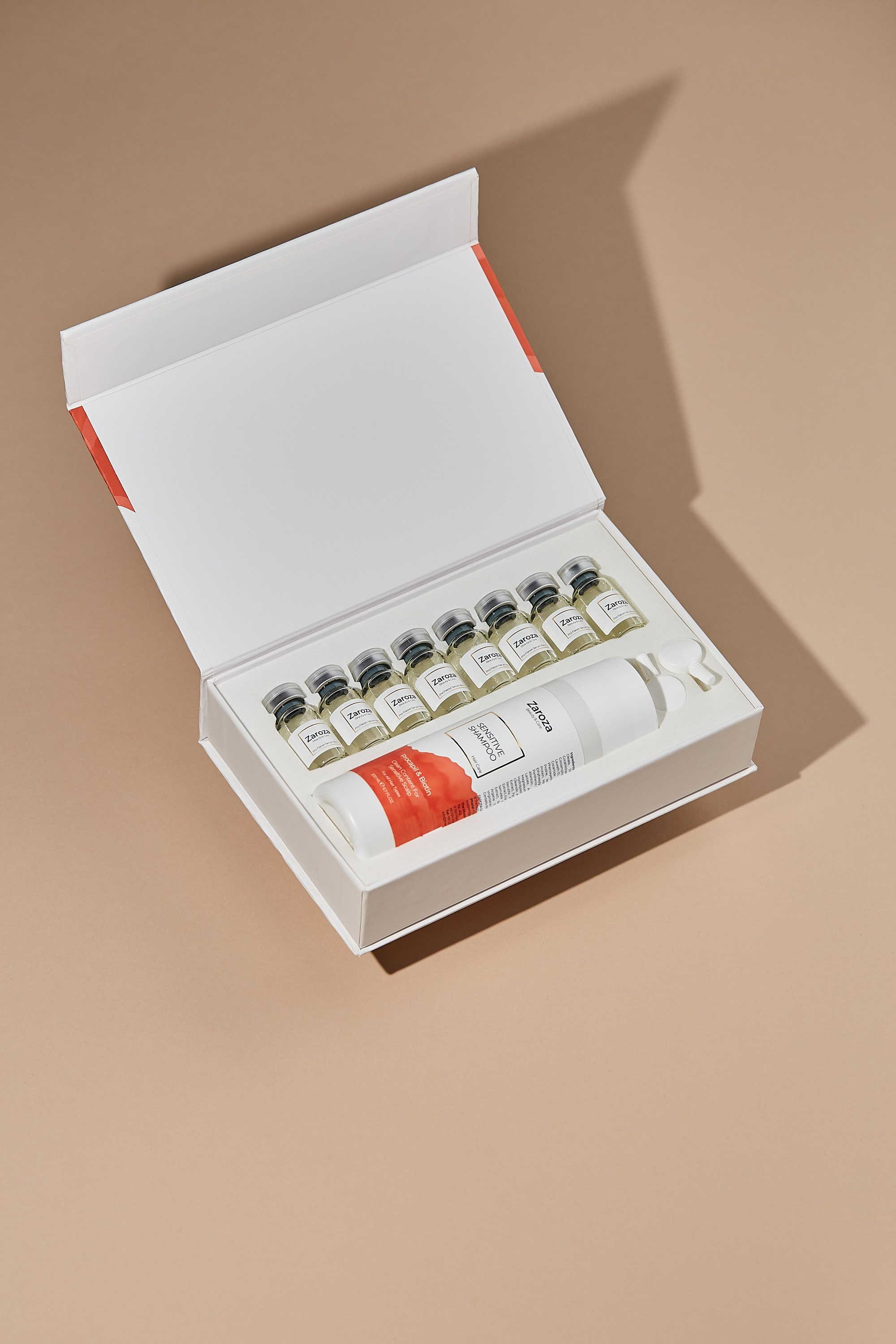 zaroza saç dəsti minimalistik fotoqrafiyası