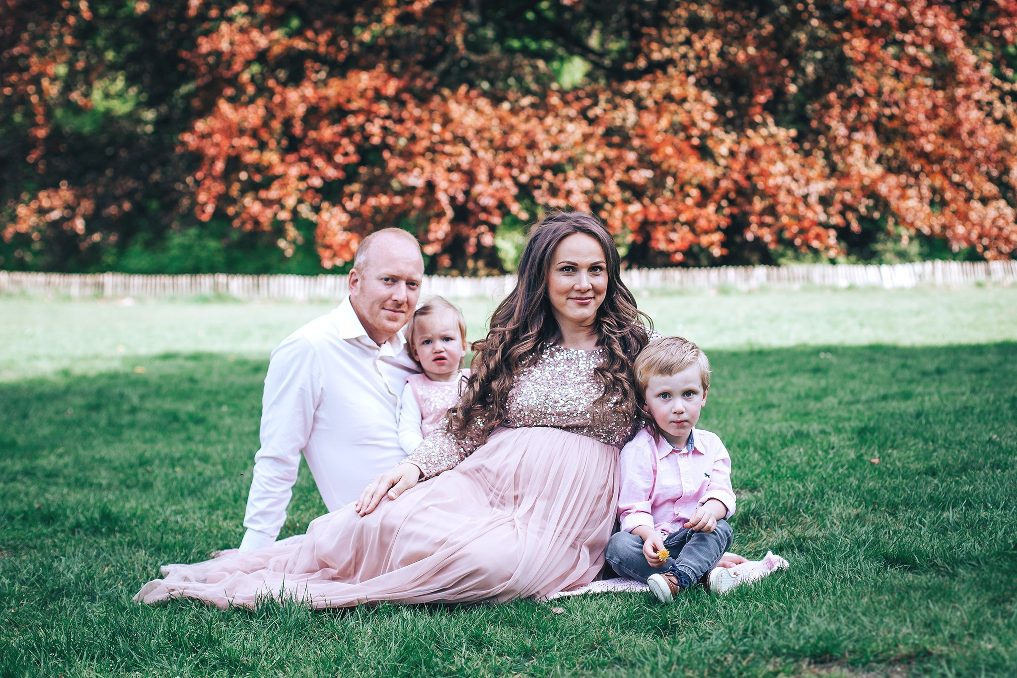 Ekaterina and her family. Amina Gunenc - bruiloft- en familie fotograaf in Nederland