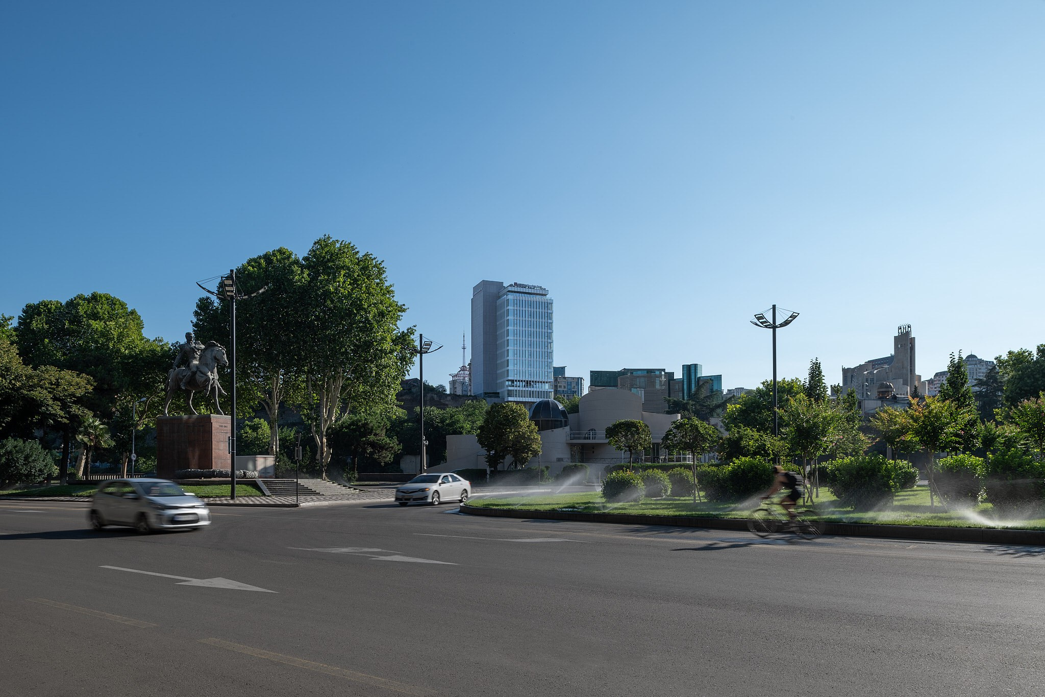 Hilton Garden Inn Tbilisi Riverview  | Surgula Studio