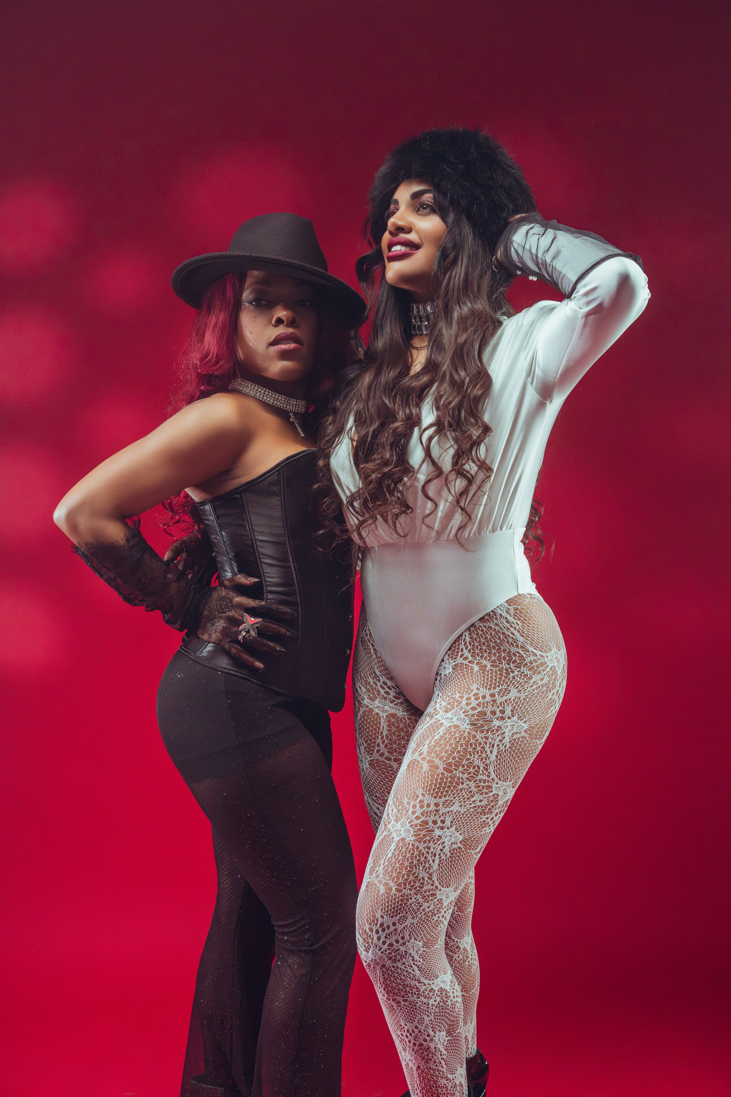 Aliana Duet. Nifty photography — коммерческий и портретный фотограф в Ташкенте. Студийная и выездная съёмка